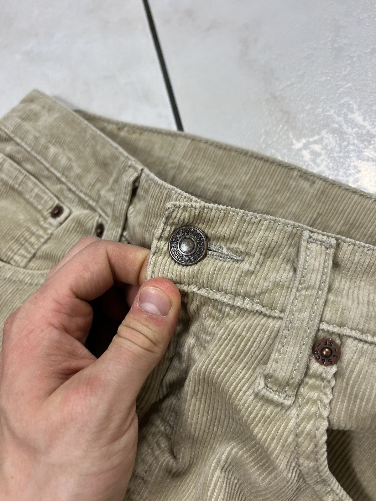 Levi's × Vintage Vintage Levi’s 751 corduroy velvet regular pants trousers Size US 32 / EU 48 - 14 Thumbnail