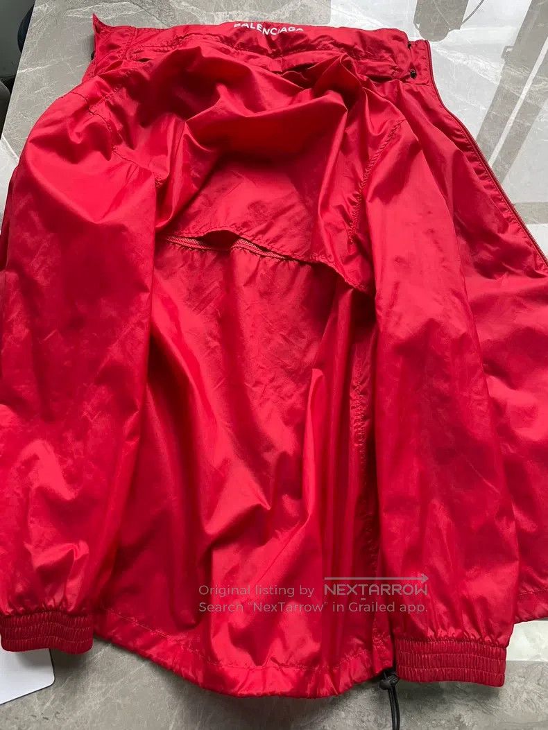 Balenciaga Balenciaga Red Printed Graphic Windbreaker Size US S / EU 44-46 / 1 - 2 Thumbnail