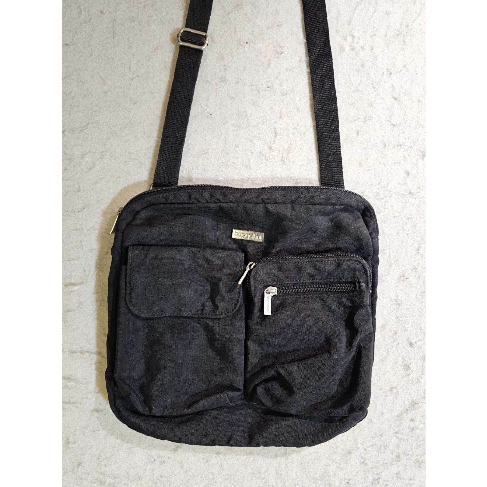Vintage Baggallini Everyplace Crossbody Bag Purse Black Nylon Tan Lining Medium Women Crossbody Bag Size ONE SIZE - 3 Thumbnail