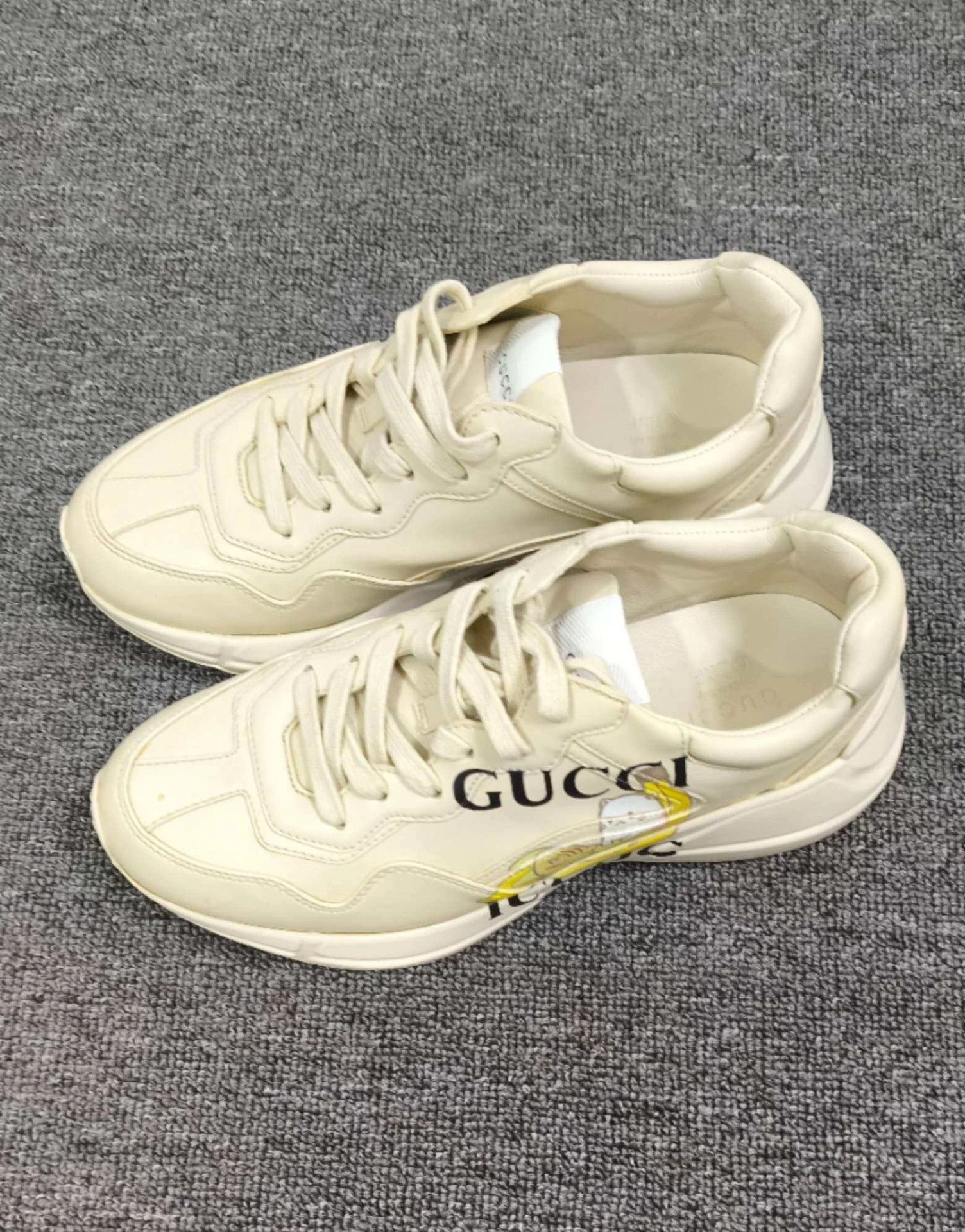 Gucci GUCCI Banana Cat Logo Dad Sneaker 98 New 37W Size US 6.5 / IT 36.5 - 1 Thumbnail