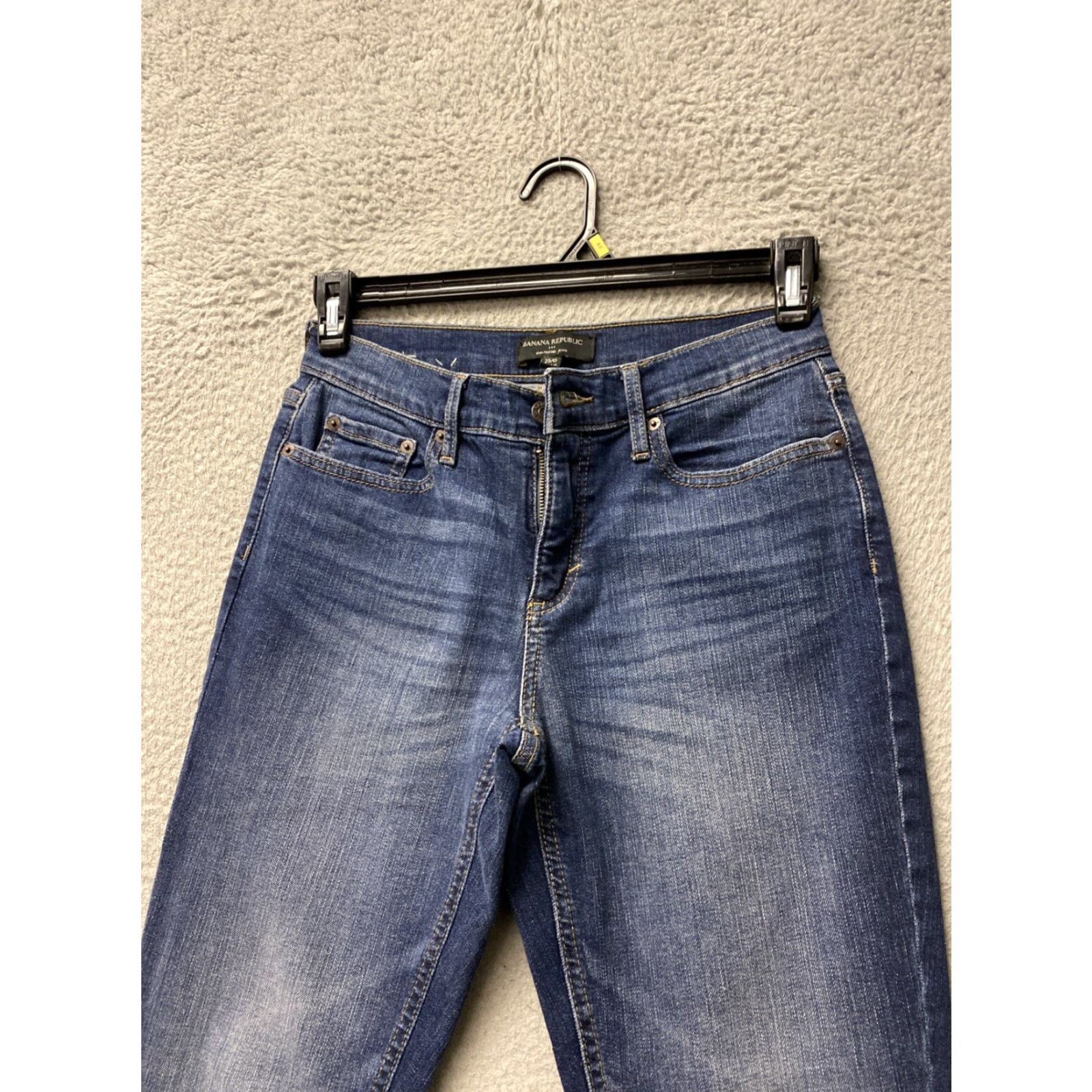Banana Republic Banana Republic Boyfriend Jeans Womens 25/0 Blue Denim Regular Fit Mid Rise 5-Pocket Size 42" / US 20 - 5 Thumbnail