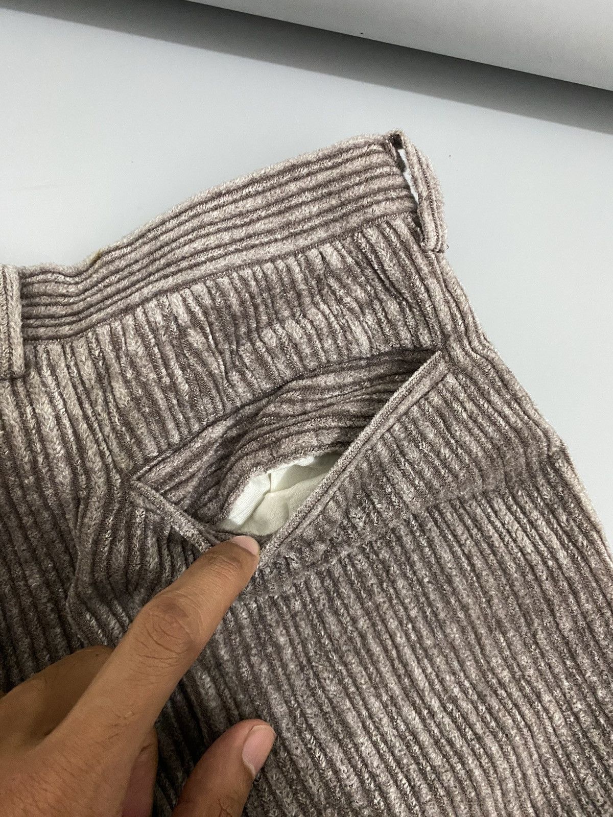 Balenciaga 💥Baggy💥Balenciaga Corduroy Pants Size US 32 / EU 48 - 12 Thumbnail