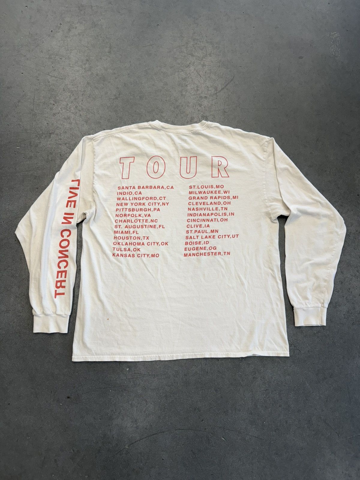 Travis Scott 2017 Travis Scott Live In Concert Birds Eye View Tee Size US XL / EU 56 / 4 - 2 Thumbnail