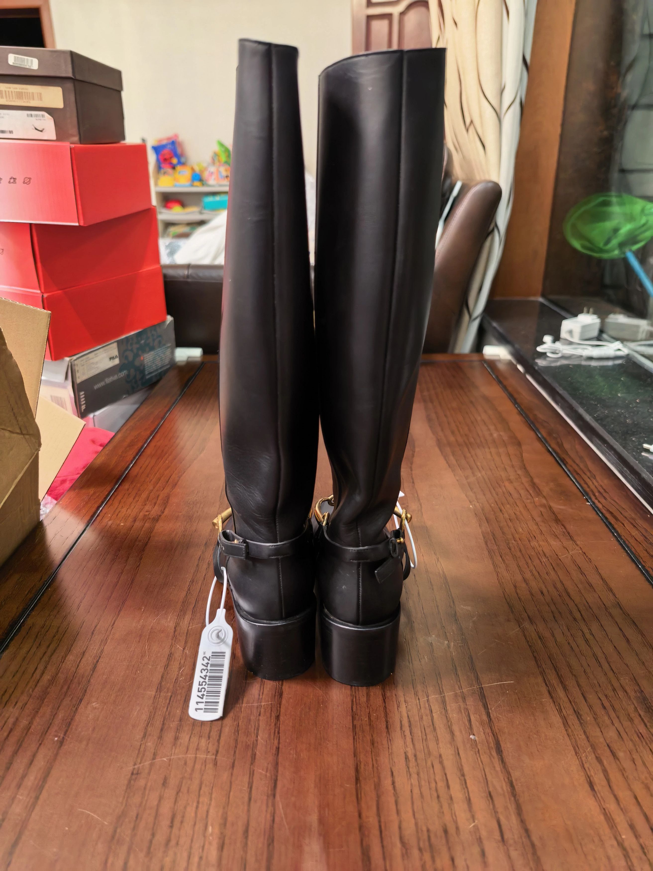 Gucci Gucci Black Knee-High Boots Gold Horsebit 37.5 Size US 7 / IT 37 - 4 Thumbnail