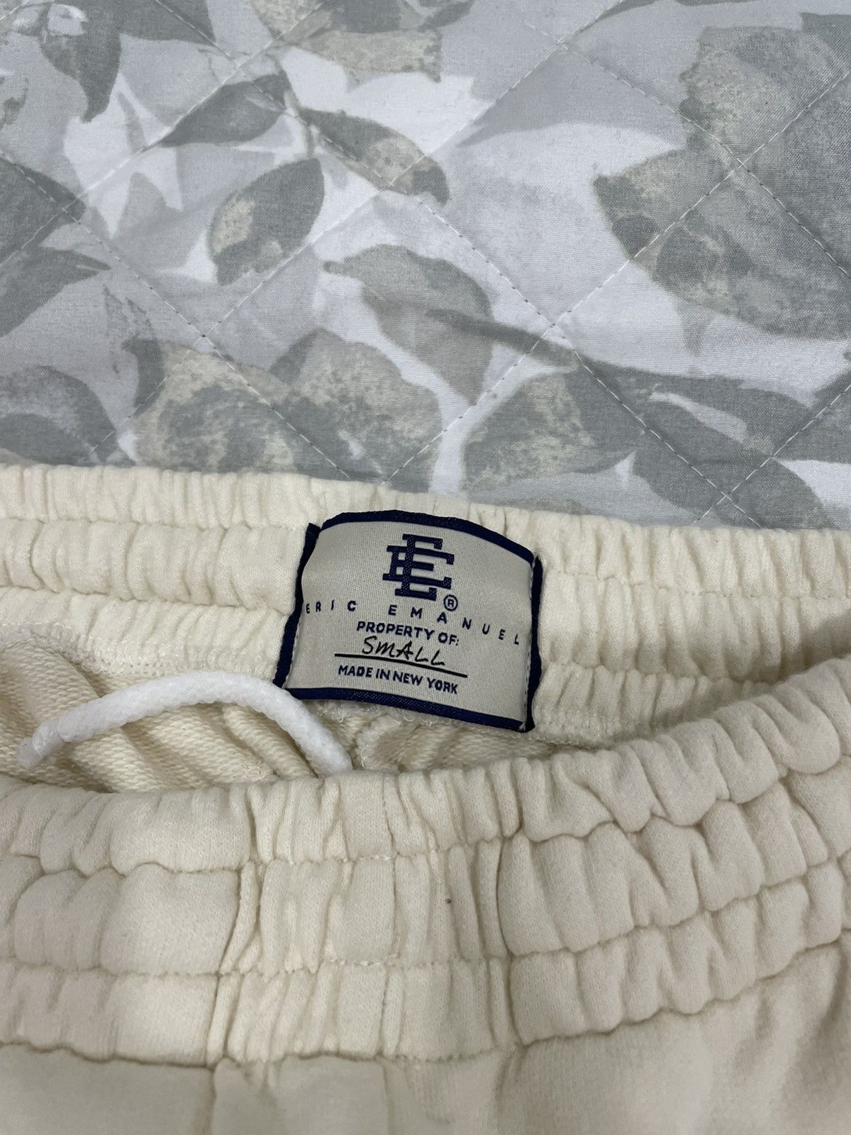 Eric Emanuel Eric Emanuel Sweatpants Cream Red EE Size US 30 / EU 46 - 3 Thumbnail