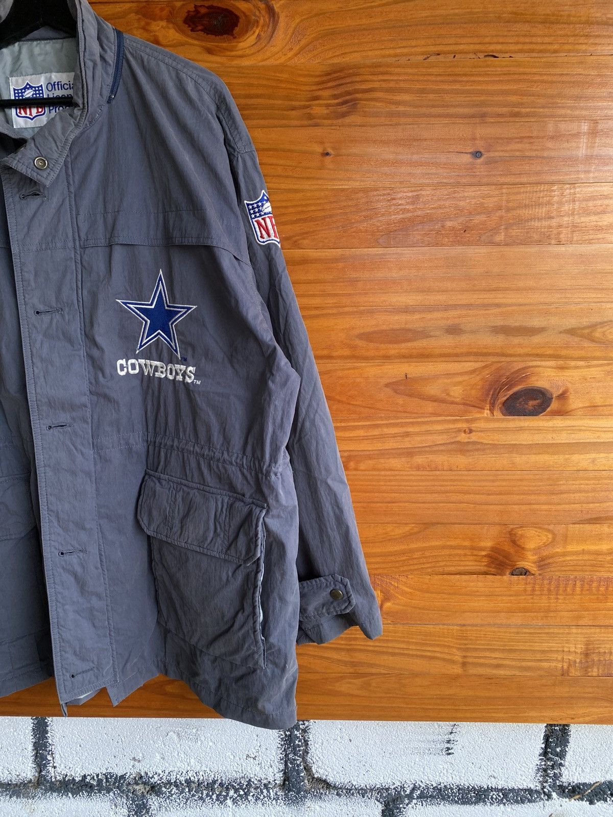NFL Vintage NFL Dallas Cowboys Gray Jacket – Official Licensed Size US L / EU 52-54 / 3 - 6 Thumbnail