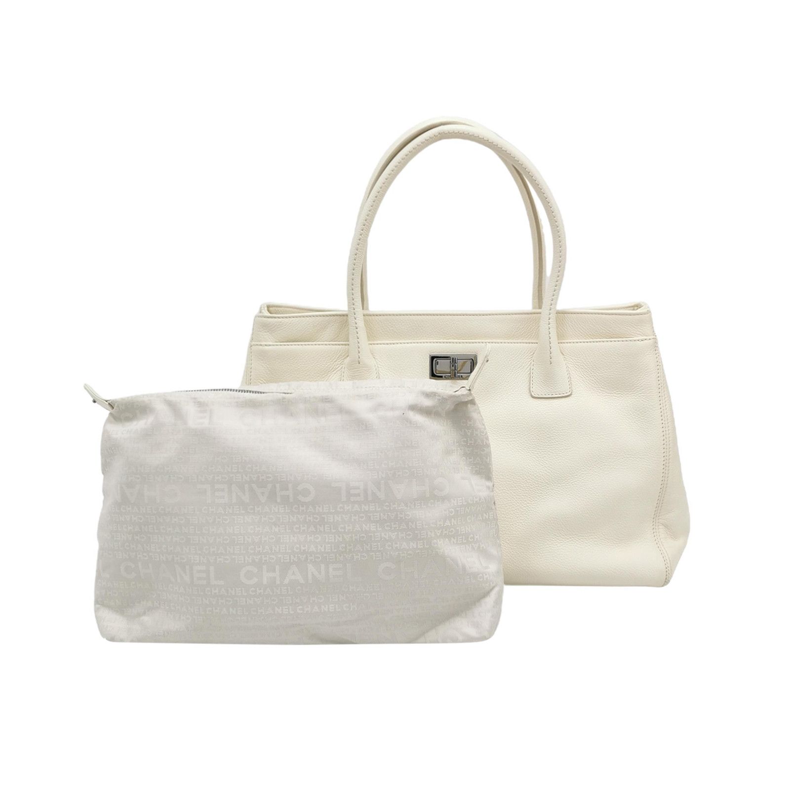 Chanel Chanel Women os Shoulder Bags Size ONE SIZE - 1 Thumbnail