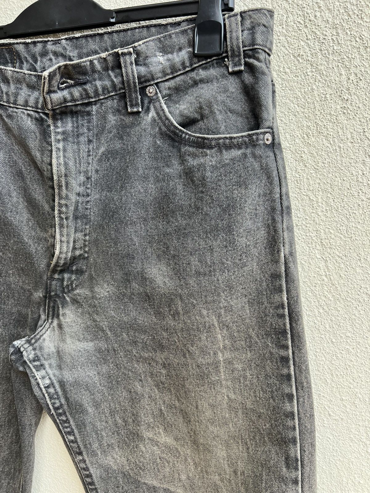 Levi's 1996 Levi’s 505 Orange Tab Fade Black Distress Denim Jeans Size US 35 - 11 Thumbnail