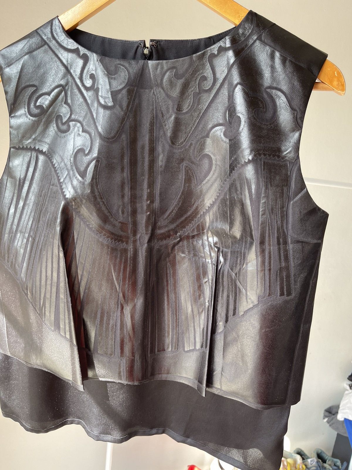 Maison Margiela Maison Margiela Embossed Pattern Sleeveless Layered Top Size S / US 4 / IT 40 - 3 Thumbnail