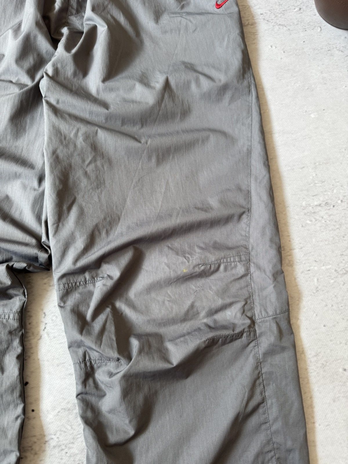 Nike × Vintage NIKE NYLON VINTAGE Y2K OVERSIZE BAGGY FIT PANTS SWEATPANTS Size US 34 / EU 50 - 6 Thumbnail