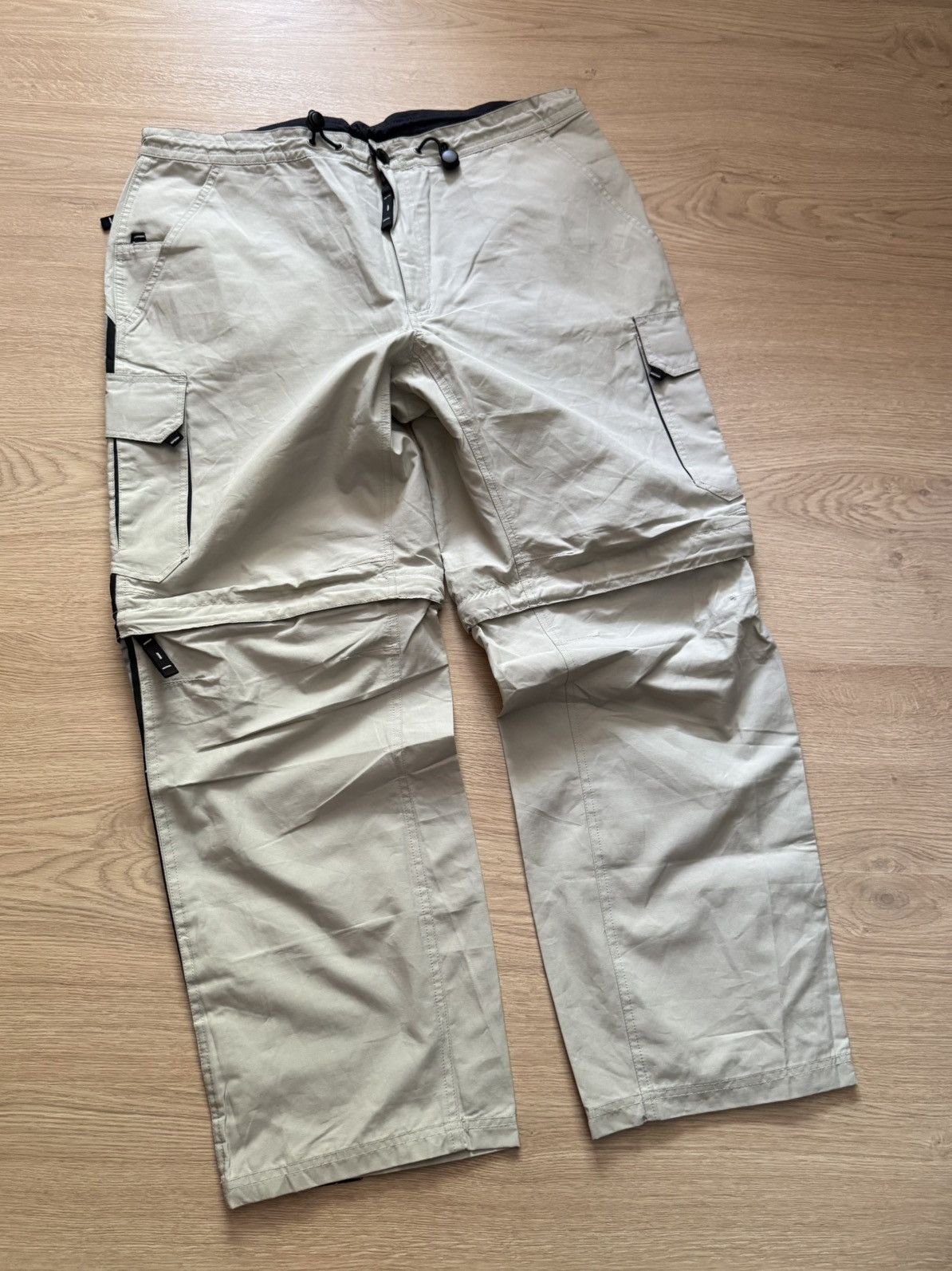 Japanese Brand Vintage Detail y2k Japanese Transformer Nylon Baggy Pants Size US 36 / EU 52 - 2 Thumbnail