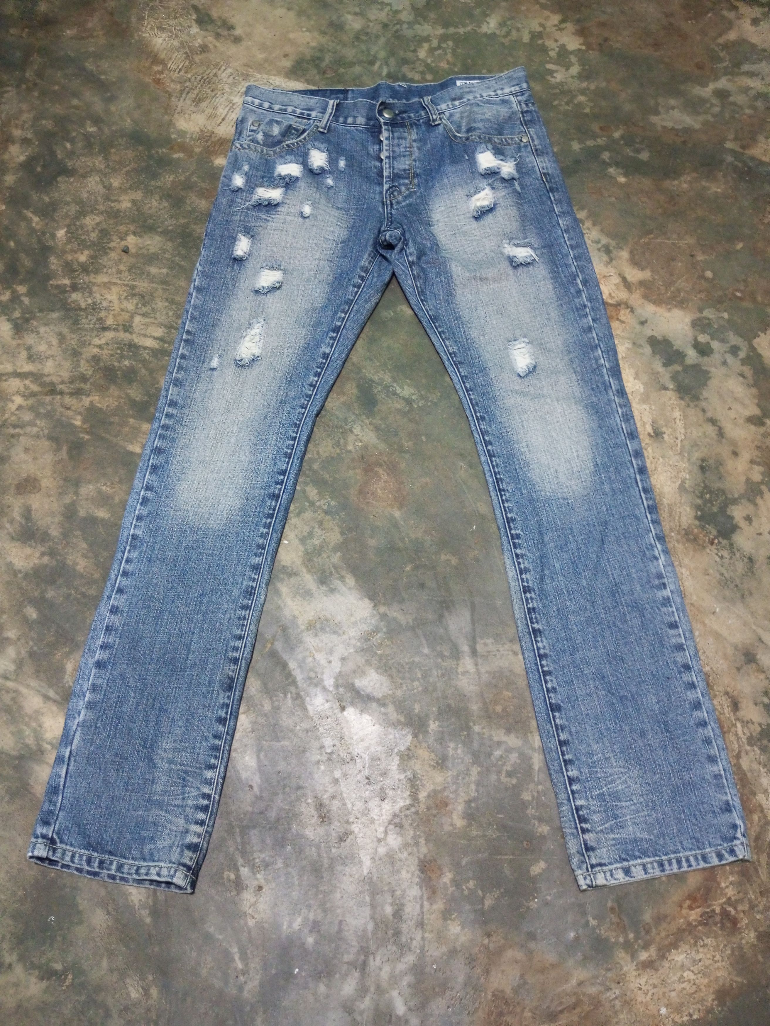20471120 Vintage Trinity button zip distressed denim Size US 32 / EU 48 - 1 Thumbnail