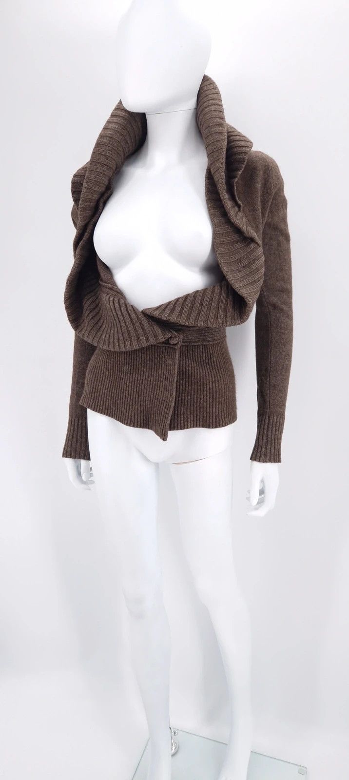 Givenchy Givenchy Riccardo Tisci Merino Wool Sculptural Cardigan Size S / US 4 / IT 40 - 10 Thumbnail