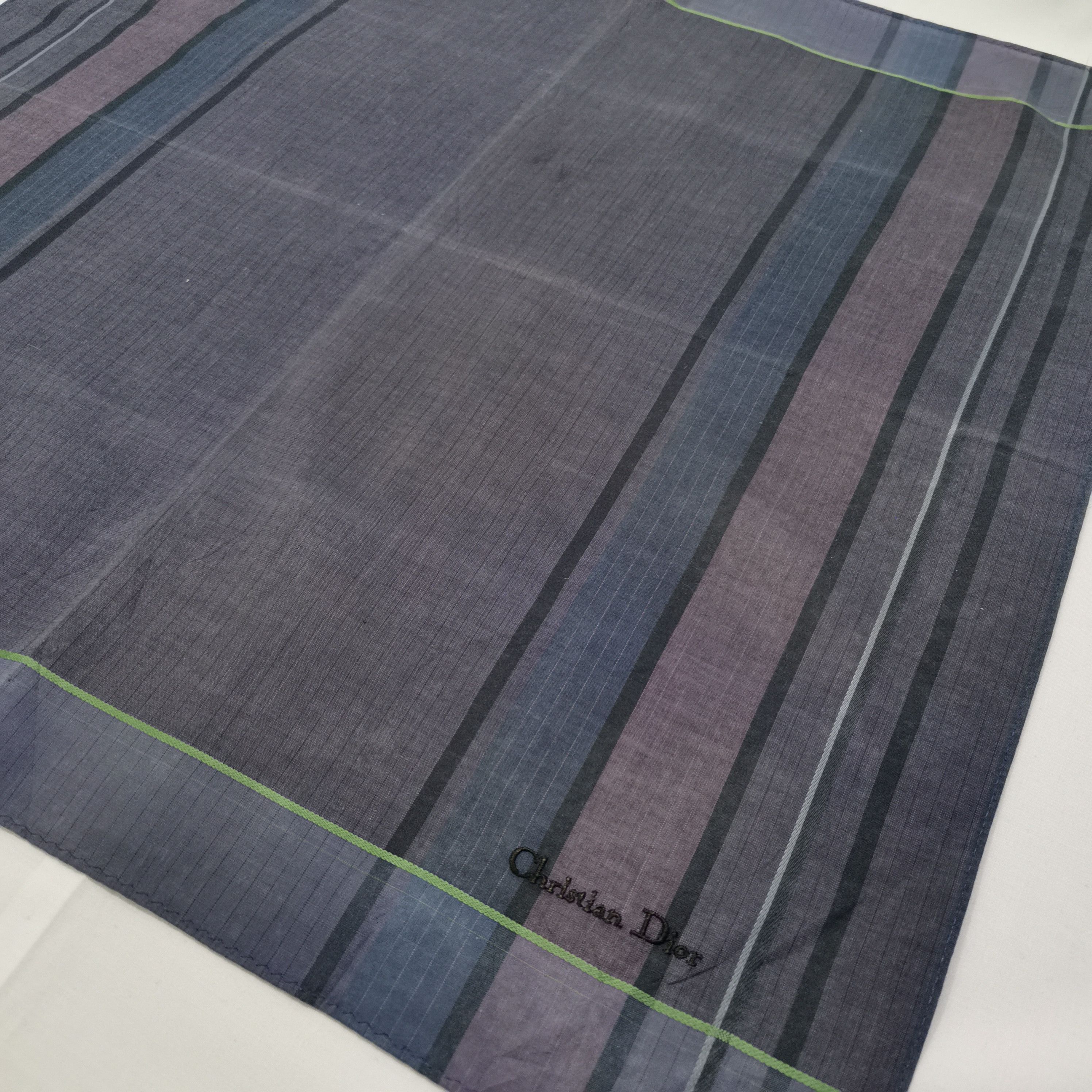 Christian Dior Monsieur CHRISTIAN DIOR HANDKERCHIEF/ NECKERCHIEF/ BANDANA/ SCARF Size ONE SIZE - 4 Thumbnail