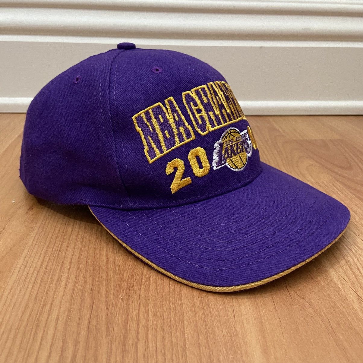 American Needle American Needle LA Lakers 2000 NBA Champions Strapback Hat Size ONE SIZE - 3 Thumbnail