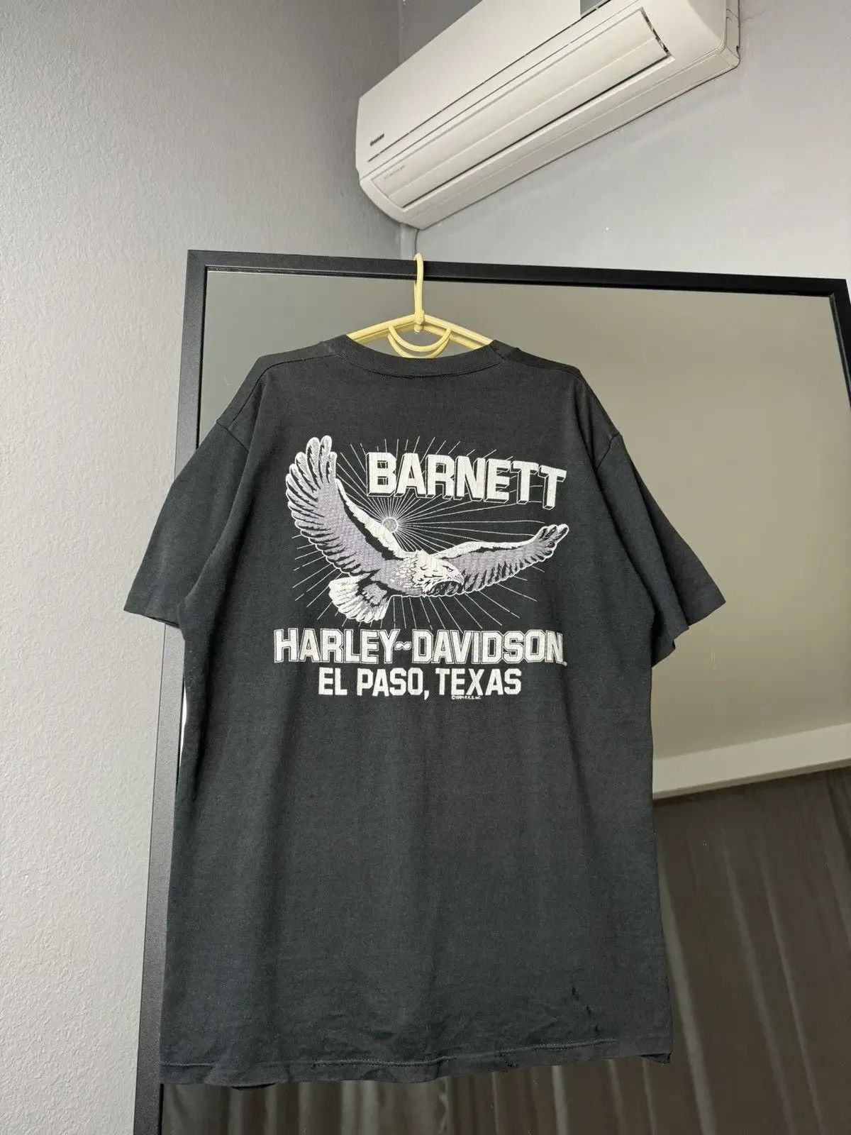 Harley Davidson SALE💣💣 😱VINTAGE 1984 FADED HARLEY LIGHTNING LOGO TEE SHIRT Size US M / EU 48-50 / 2 - 4 Thumbnail