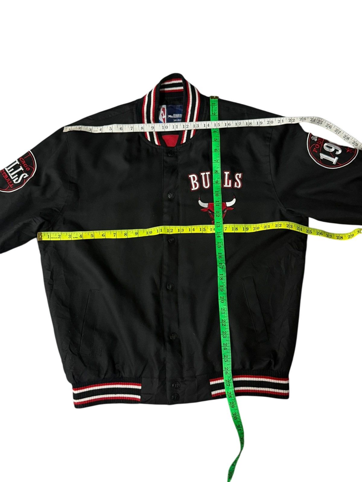 NBA Vintage 90s Chicago Bulls Varsity Jacket Size US XL / EU 56 / 4 - 13 Thumbnail