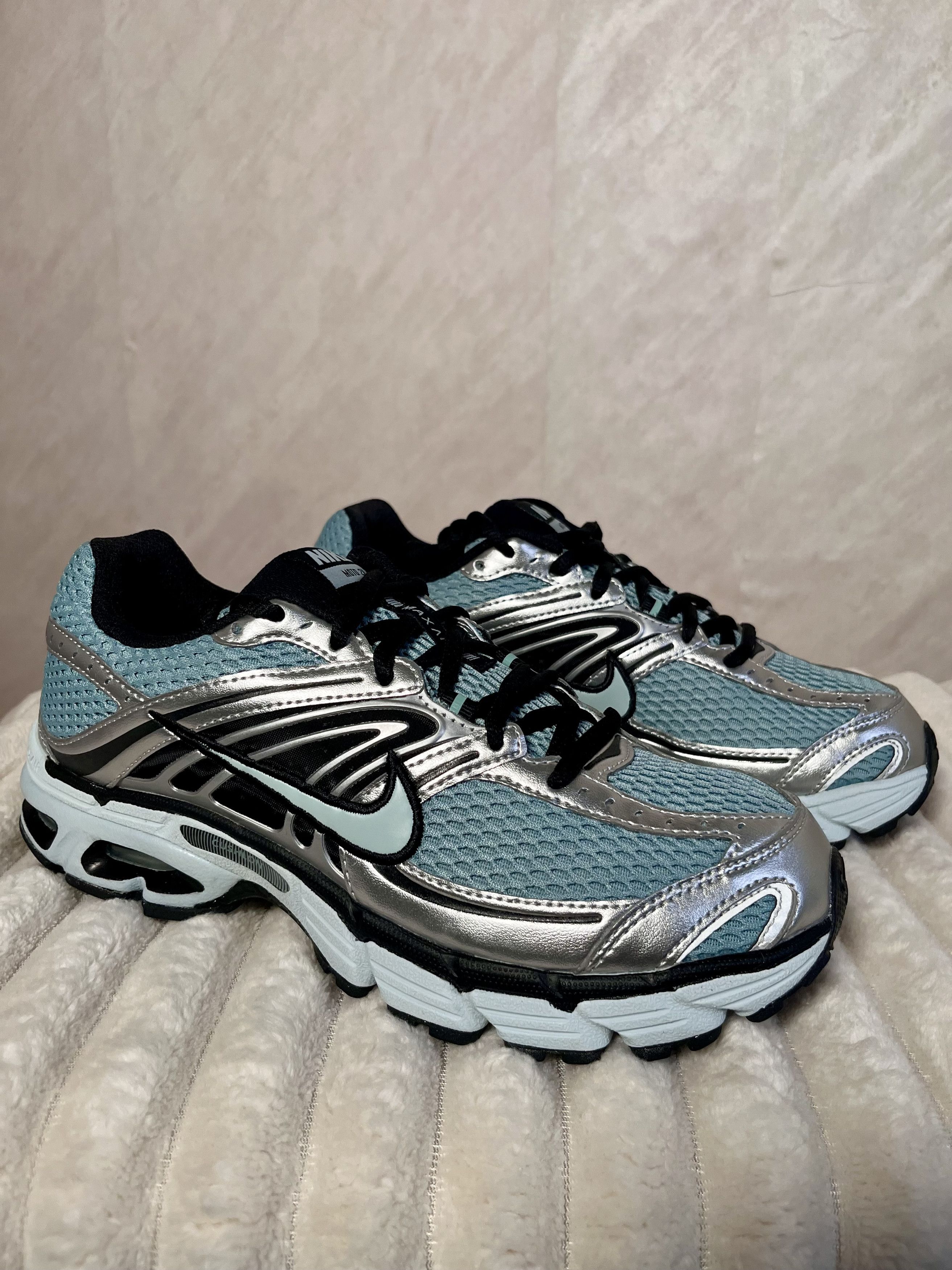 Nike Nike Air Max Moto 2K Size US 8.5 / IT 38.5 - 2 Thumbnail