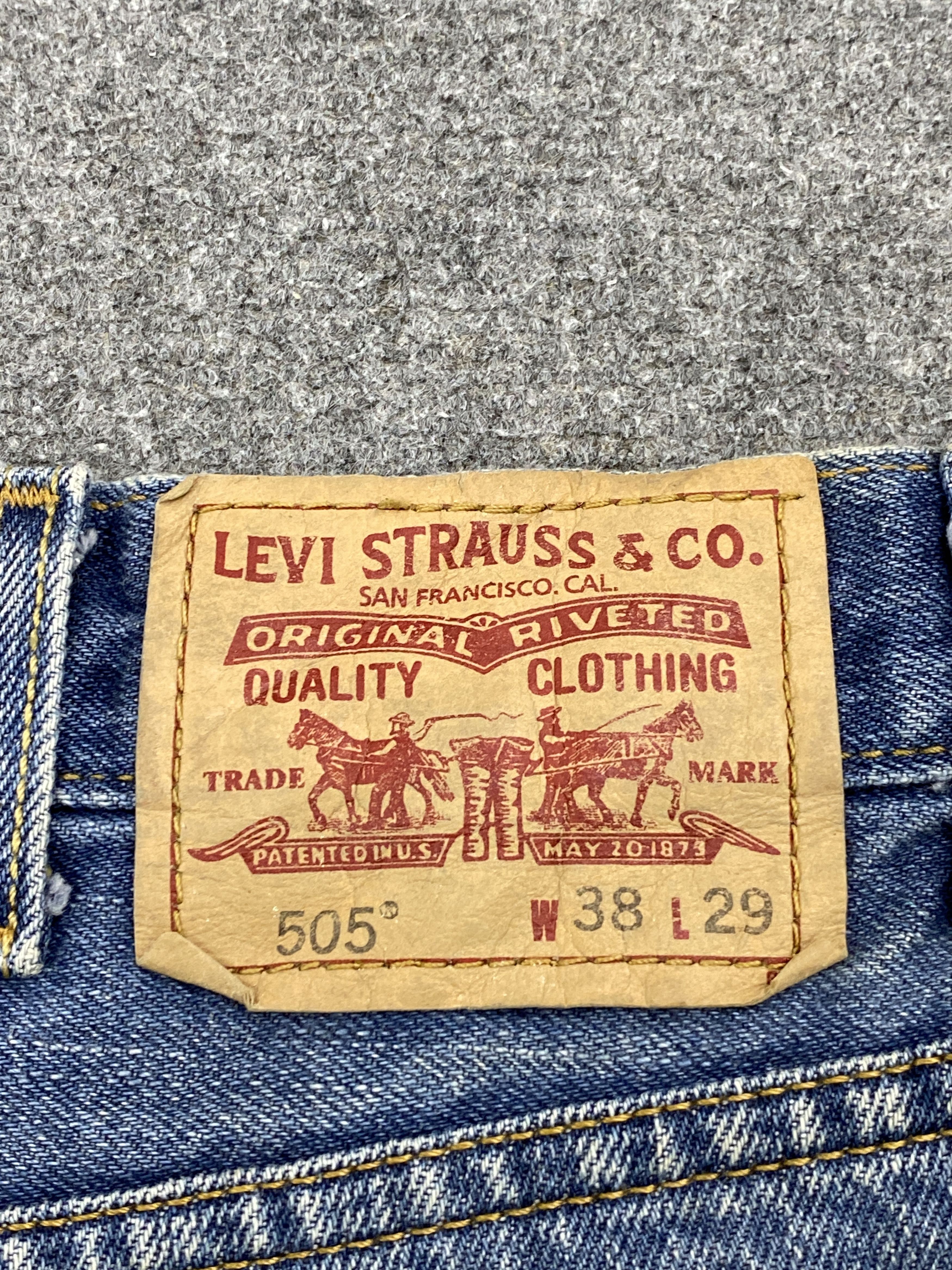Levi's × Vintage Blue Denim Vintage Levi's 505 Jeans Size US 37 - 5 Thumbnail