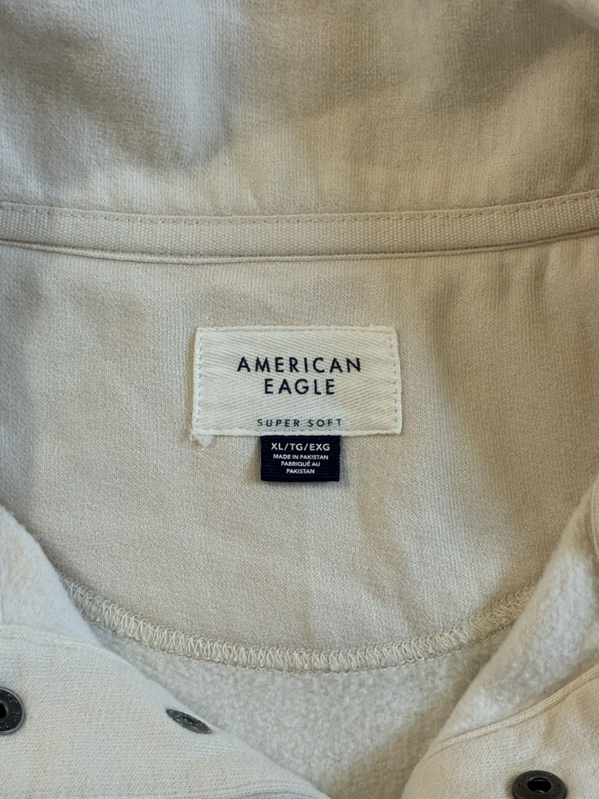 American Eagle Outfitters American Eagle Crean White Sweater With Button Up Collar Size US XL / EU 56 / 4 - 3 Thumbnail