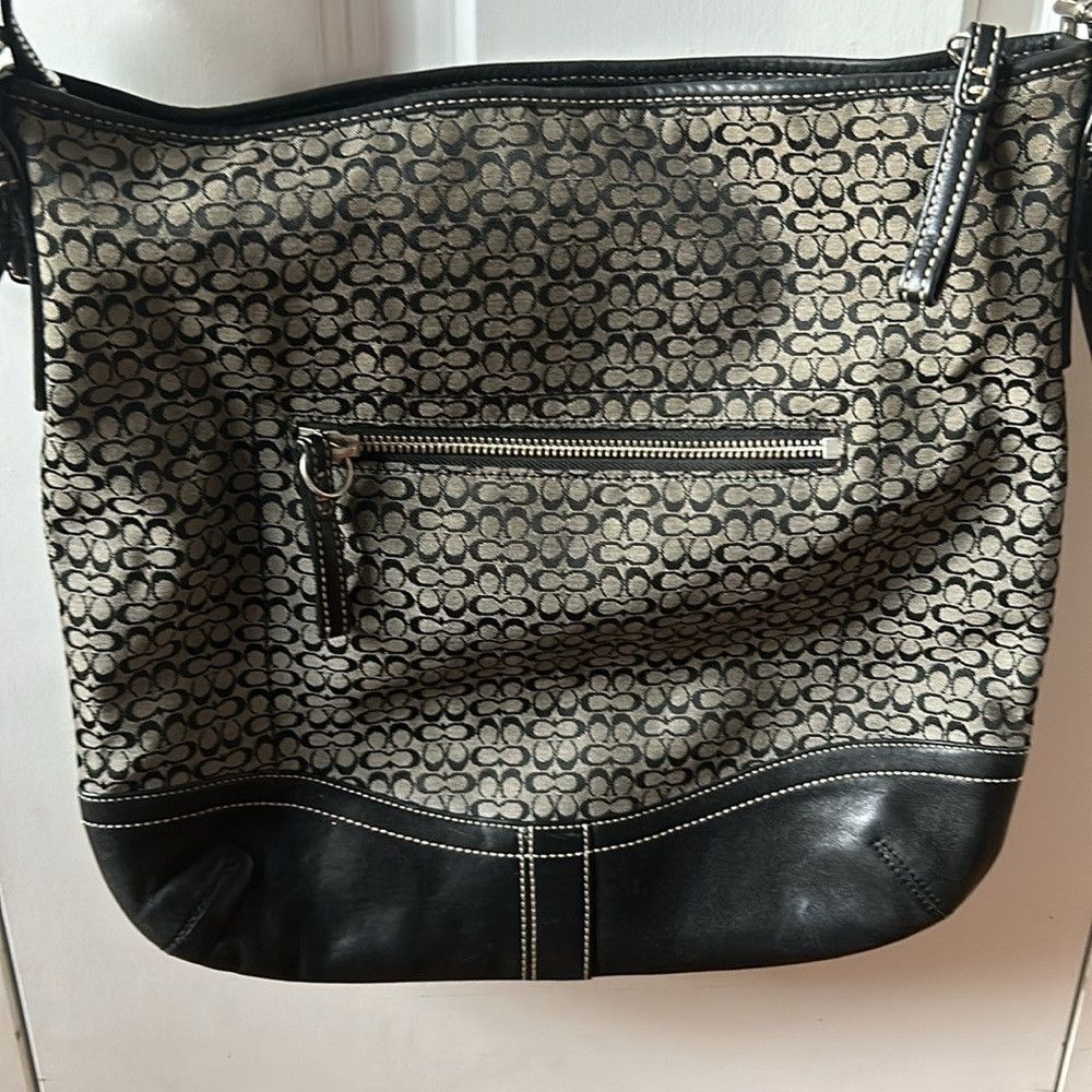 Coach Authentic Vintage Coach Signature Double C Black Leather Tr Size ONE SIZE - 2 Thumbnail