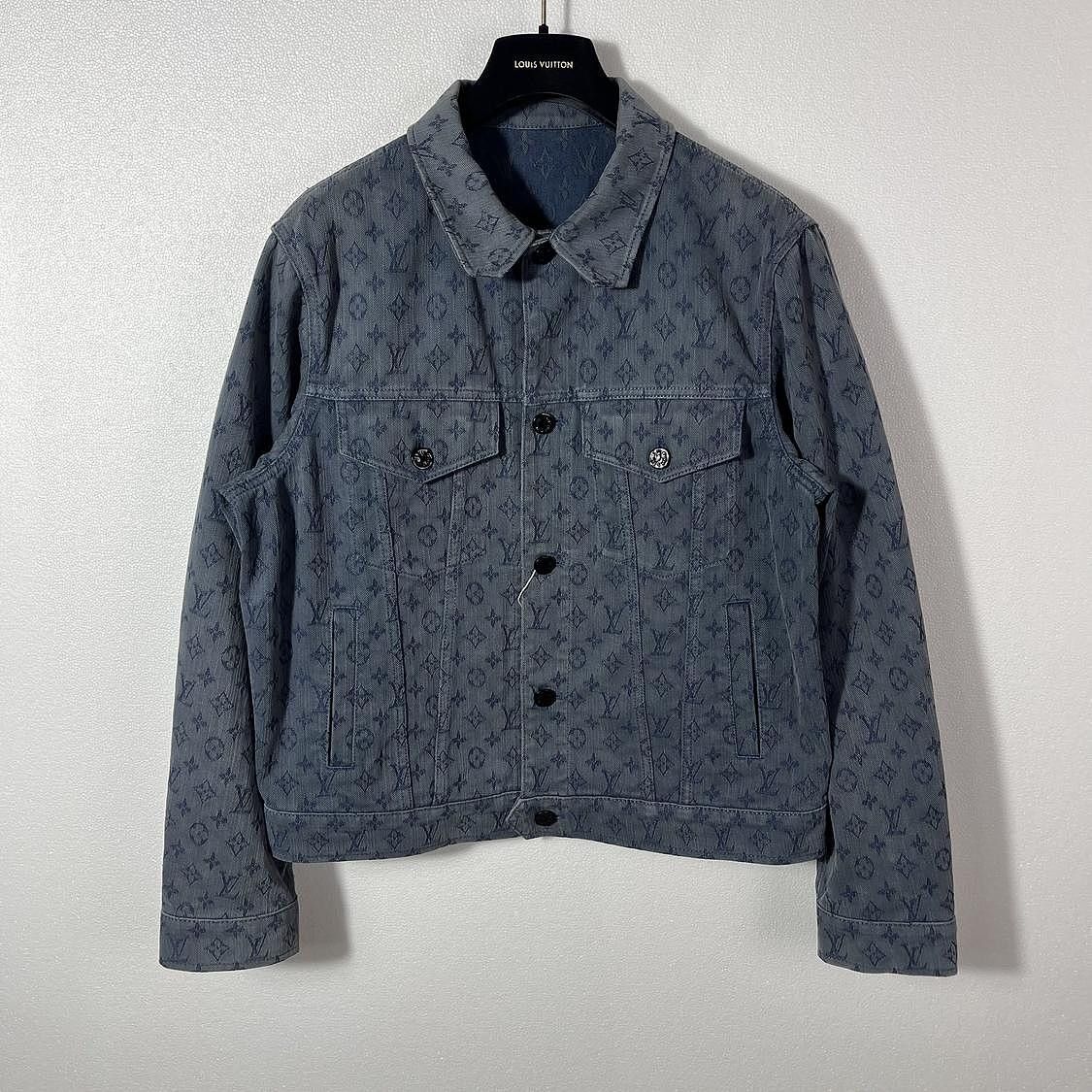 Louis Vuitton Louis Vuitton Monogram Denim Jacket Size M Size US M / EU 48-50 / 2 - 1 Thumbnail