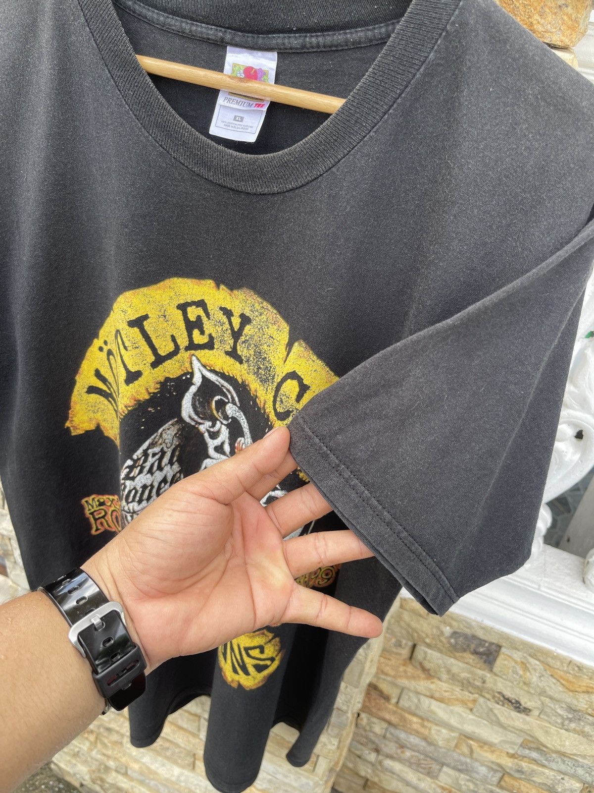 Band Tees Rarest🔥Vtg MOTLEY CRUE x SCORPIONS Greatest Hit’s 99 Size US XL / EU 56 / 4 - 8 Thumbnail