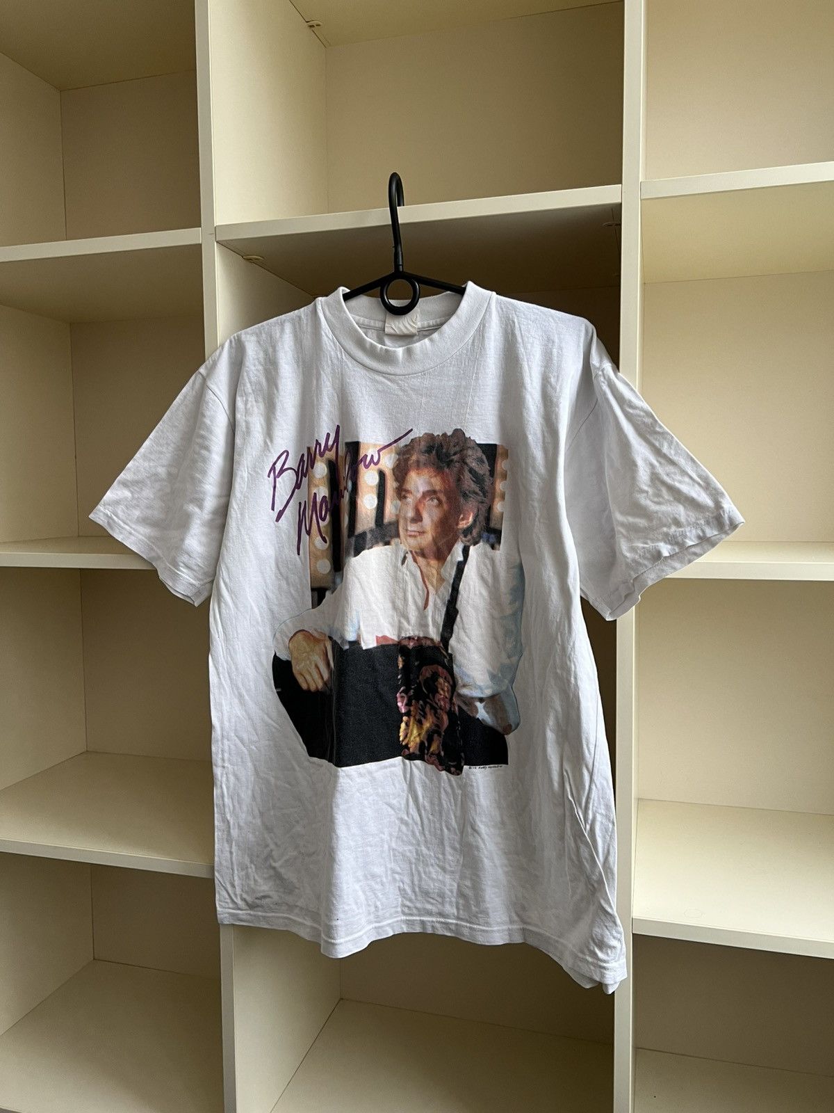 Band Tees Vintage 1991 Barry Manilow T-Shirt Music Tee Size L Size US L / EU 52-54 / 3 - 2 Thumbnail