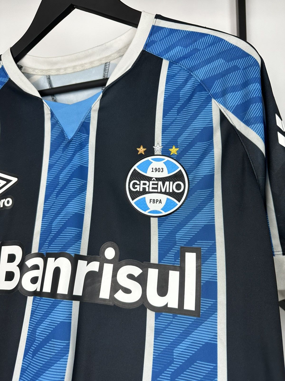 Umbro Gremio 2020-21 Umbro Home Football Jersey Shirt Soccer Men’s Size US XL / EU 56 / 4 - 6 Thumbnail