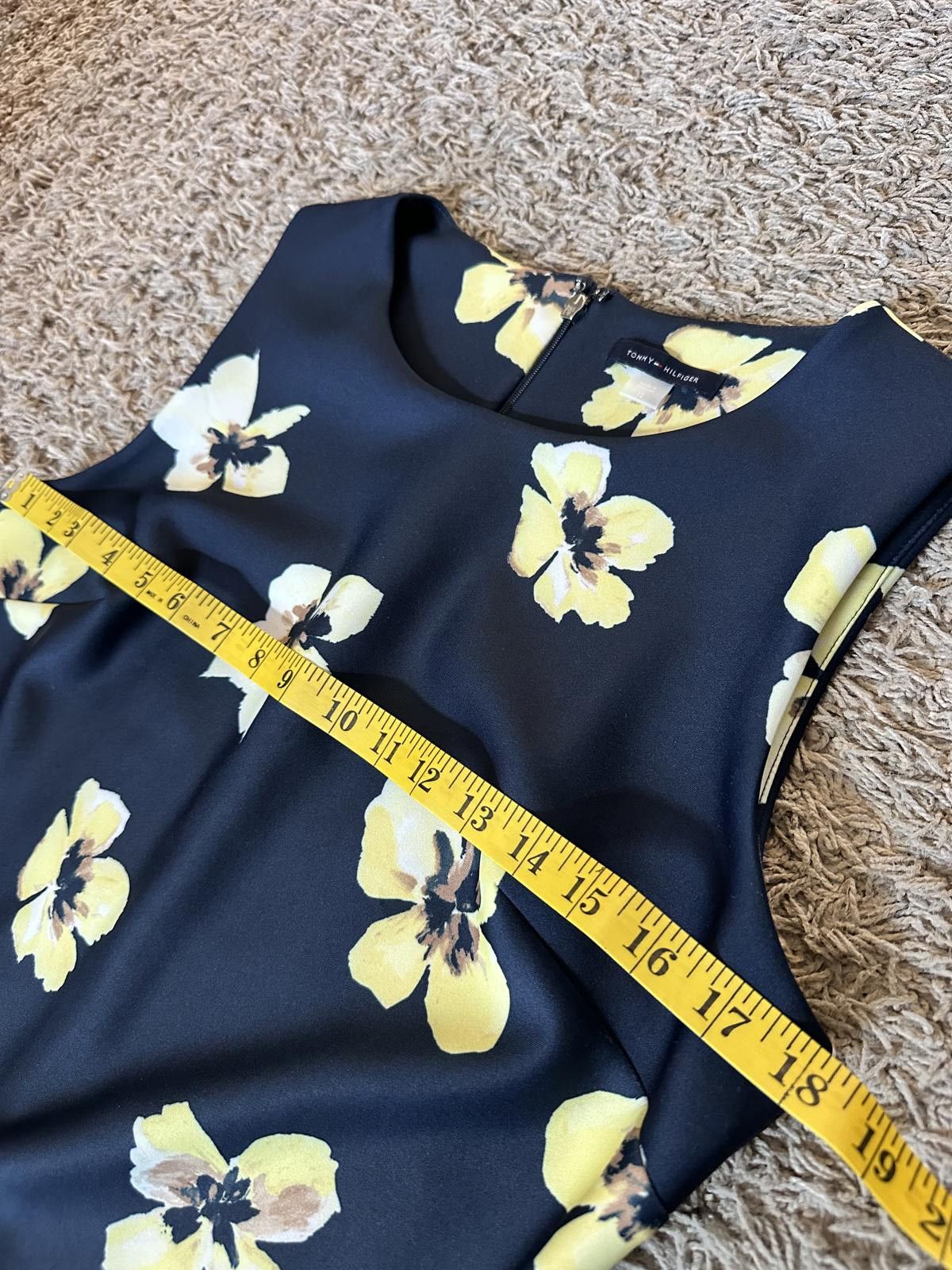 Tommy Hilfiger Floral Print Sleeveless Dress - Elegant Summer Fashion Size XL / US 12-14 / IT 48-50 - 11 Thumbnail