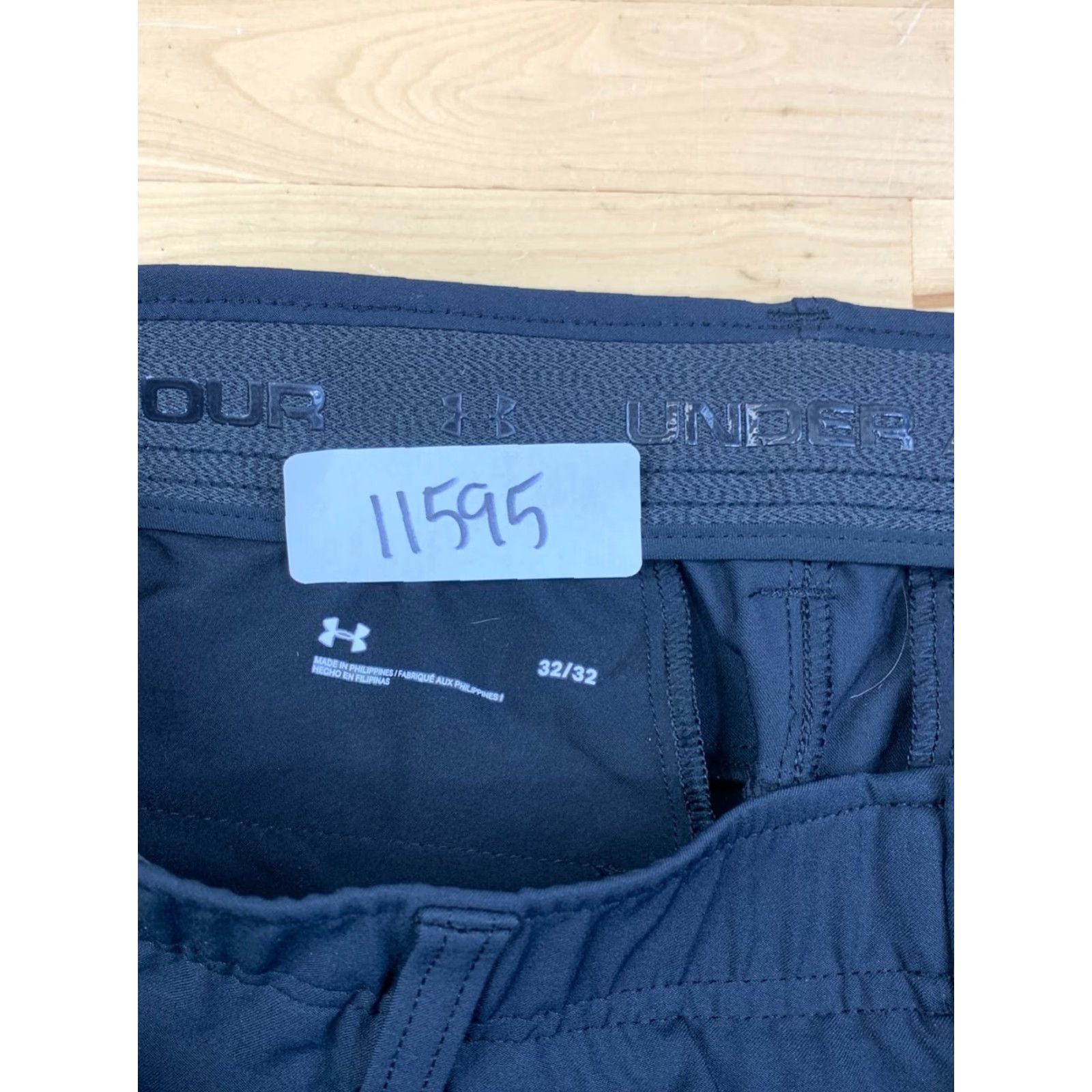 Under Armour Under armour Pants Mens 32x32 Black Chino Stretch Straight Casual Regular 32in Inseam 32in Size US 32 / EU 48 - 3 Thumbnail