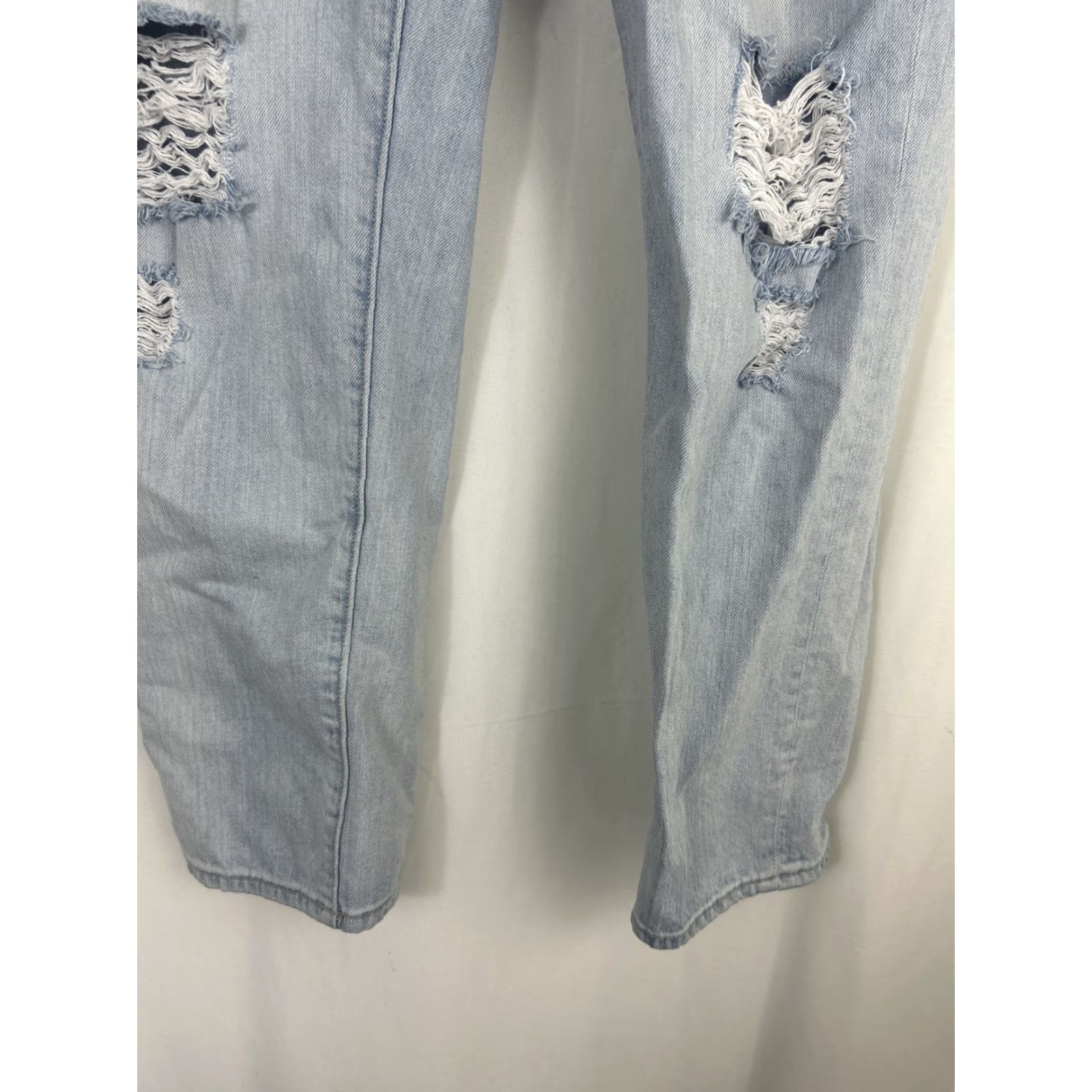 Lucky Brand Lucky Brand Jeans Womens 10/30 Blue Distressed Sienna Slim Boyfriend Light Wash Jeans Size 32" / US 10 / IT 46 - 2 Thumbnail
