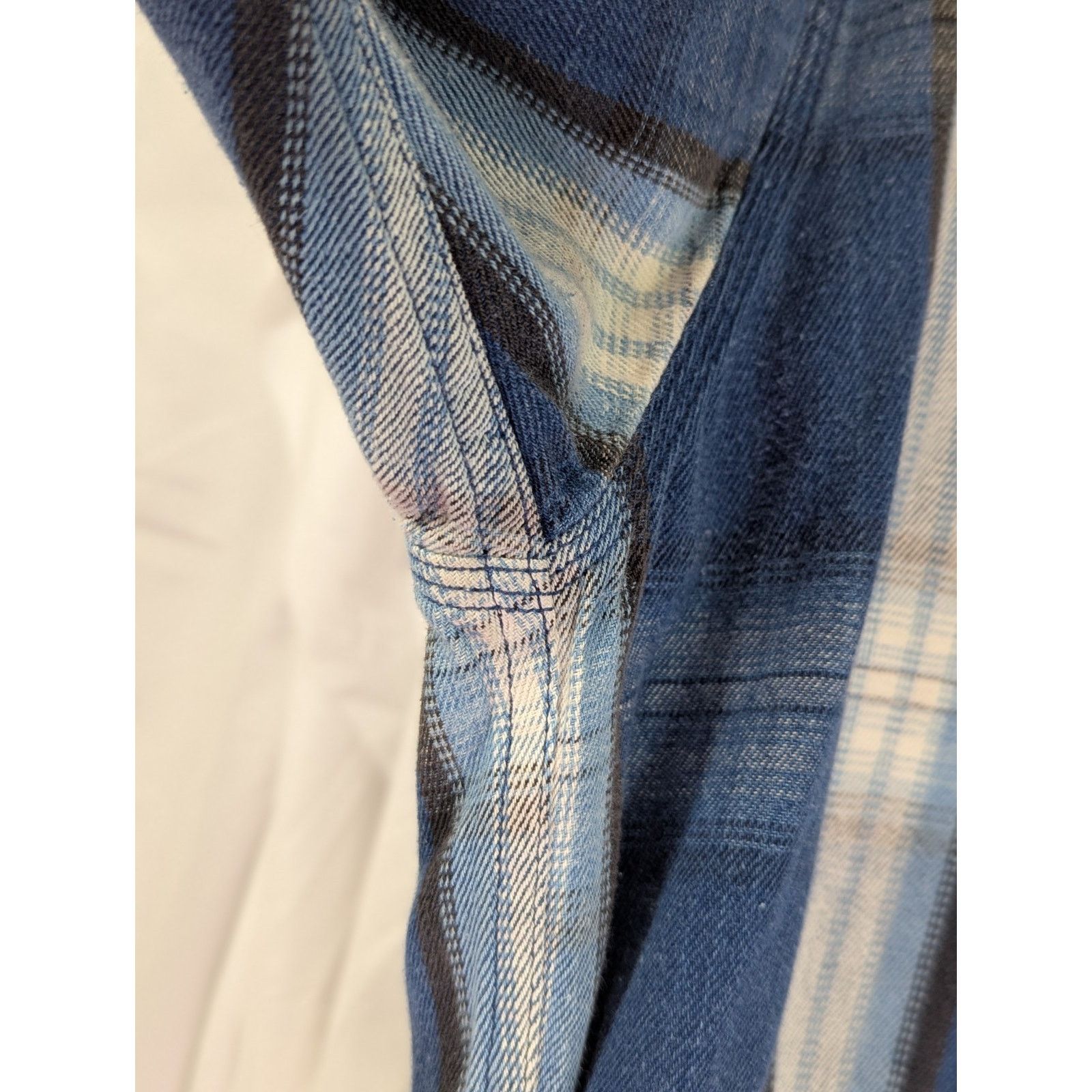 Lee Vintage Lee Blue Plaid Flannel Shirt L Triple Stitched Size US L / EU 52-54 / 3 - 8 Thumbnail