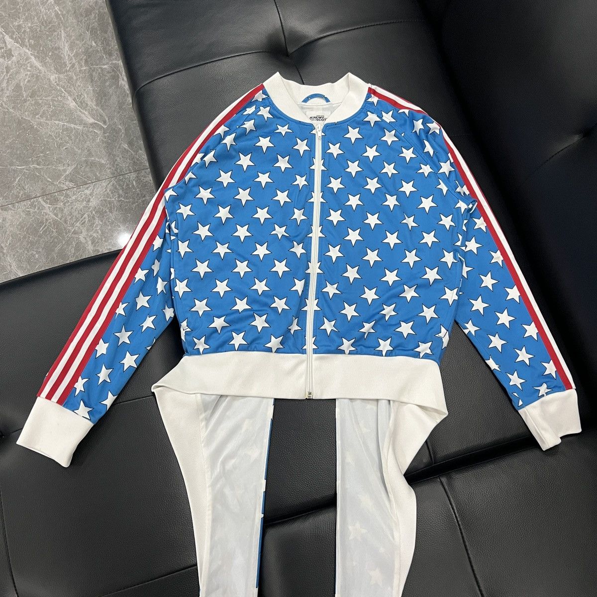 Adidas × Jeremy Scott adidas jeremy scott Size US S / EU 44-46 / 1 - 3 Thumbnail