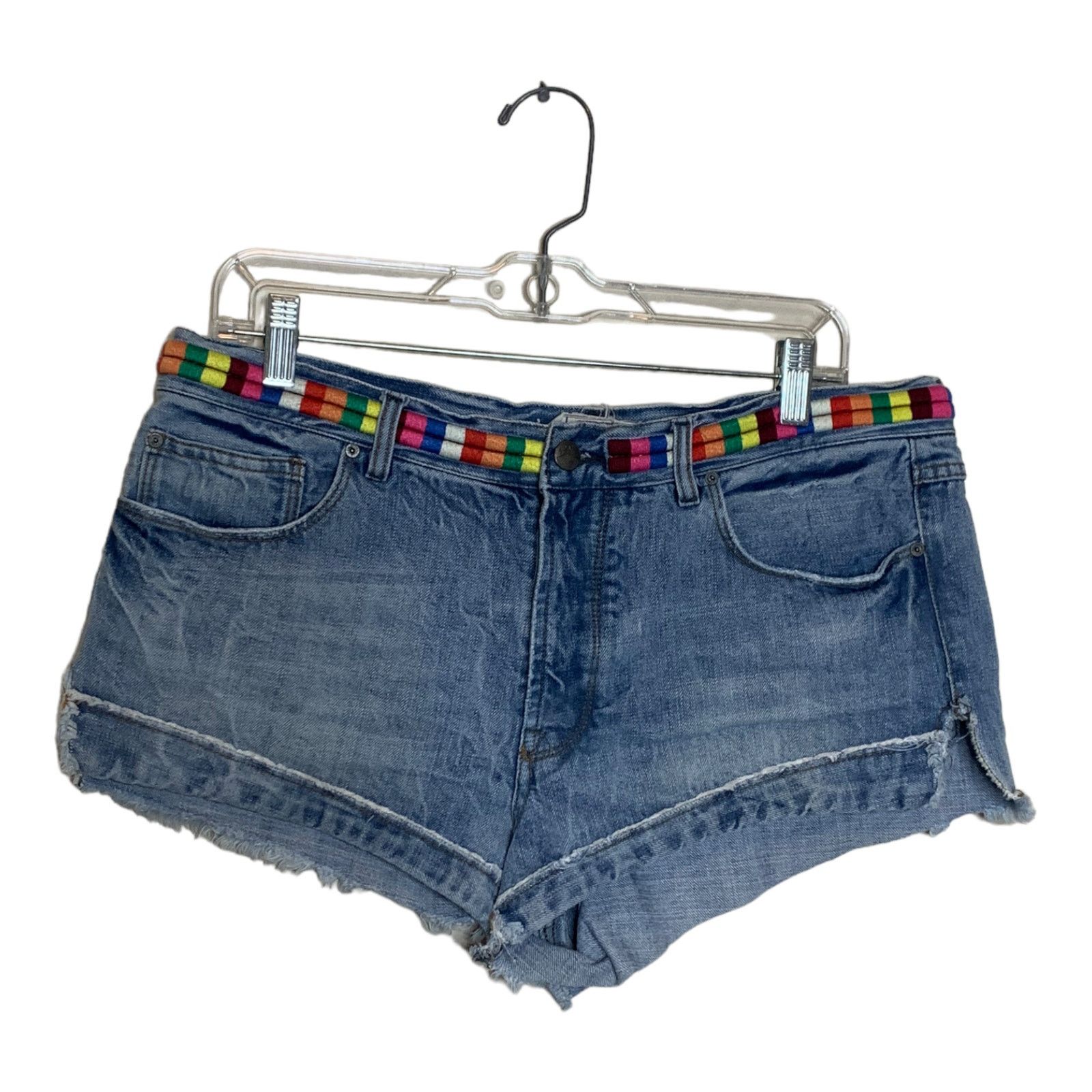 Free People Free People Eliot Embroidered Denim Cut Out Shorts size 30 Size 34" / US 12 / IT 48 - 1 Thumbnail