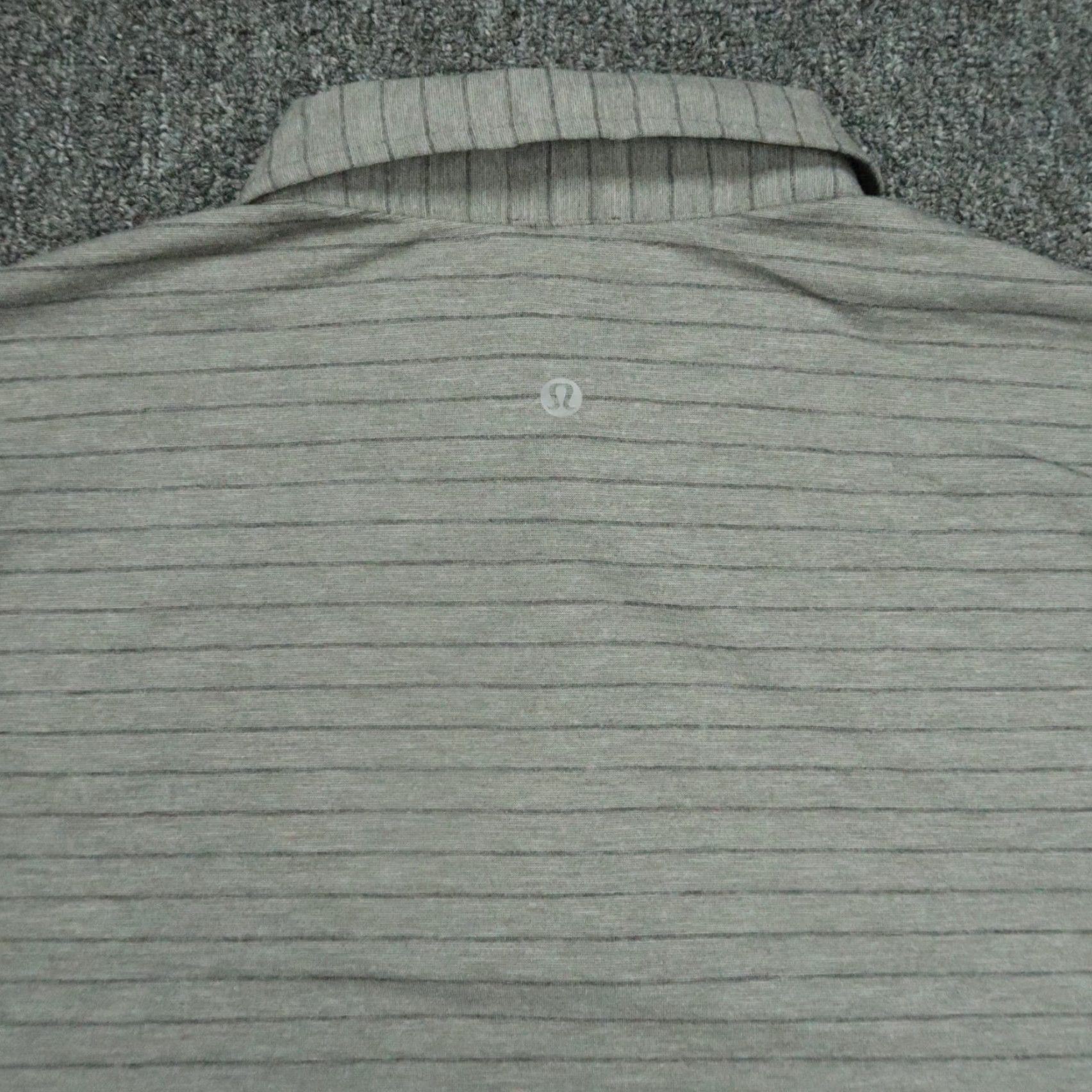 Lululemon Lululemon Shirt Mens Large Gray Striped Evolution Performance Polo Short Sleeve Golf Breathable Lightweight Stretch Shirt Mens L Gray Striped Polo Size US L / EU 52-54 / 3 - 3 Thumbnail