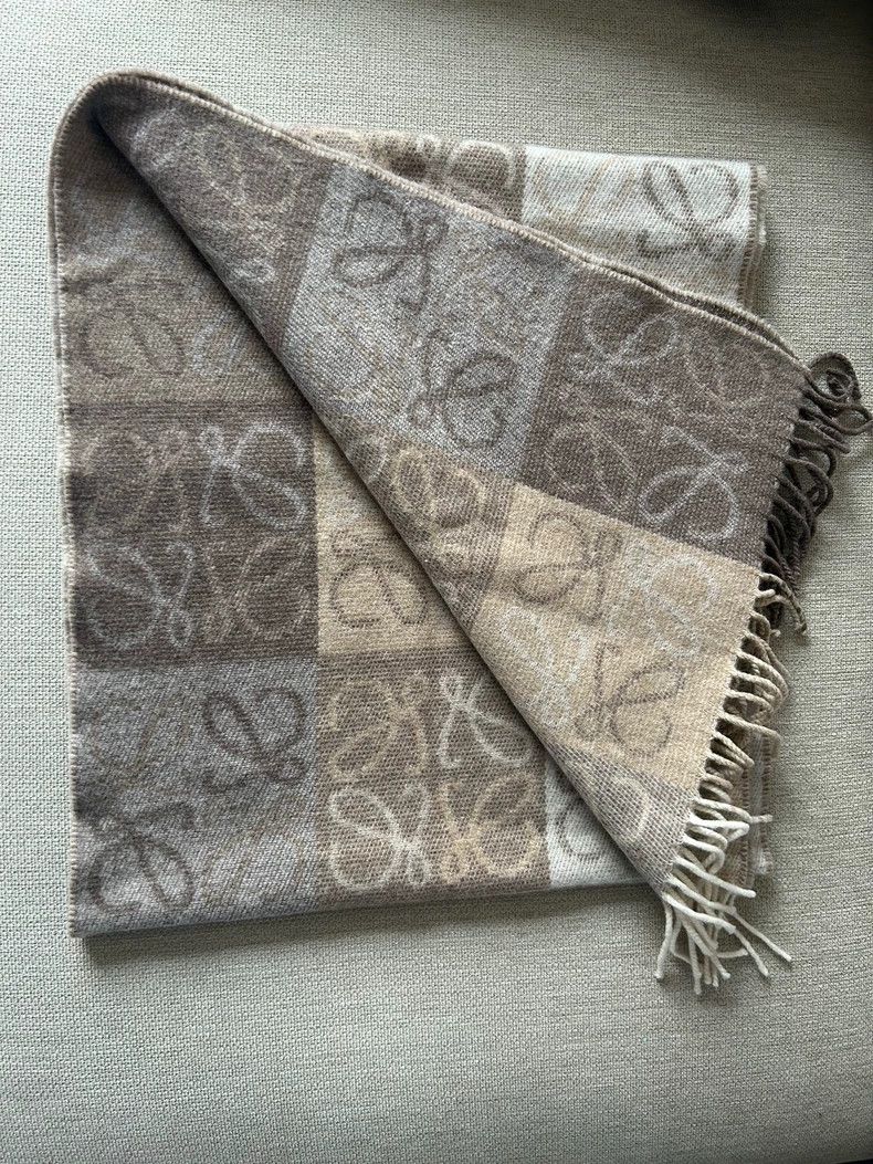 Loewe LOEWE Checkered milk tea wool scarf Size ONE SIZE - 2 Thumbnail