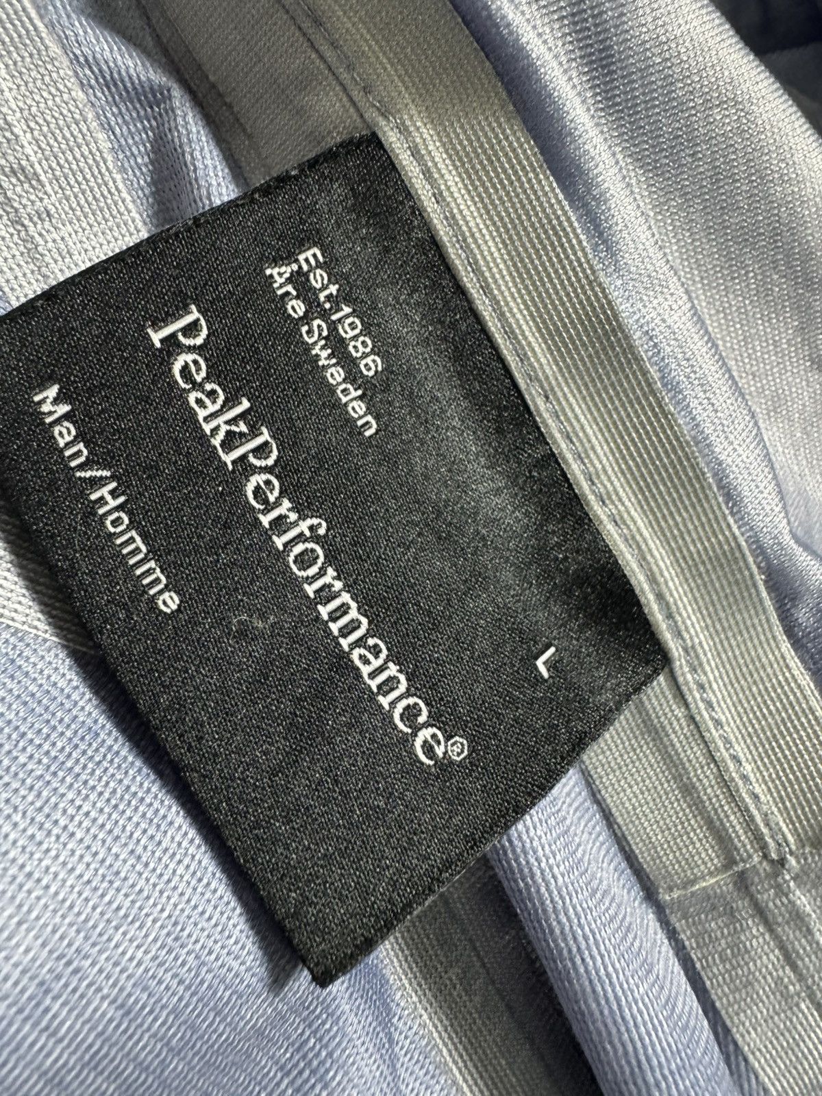 Peak Performance Peak Performance Gore-Tex Blue Membrane Light Jacket Size L Size US L / EU 52-54 / 3 - 10 Thumbnail