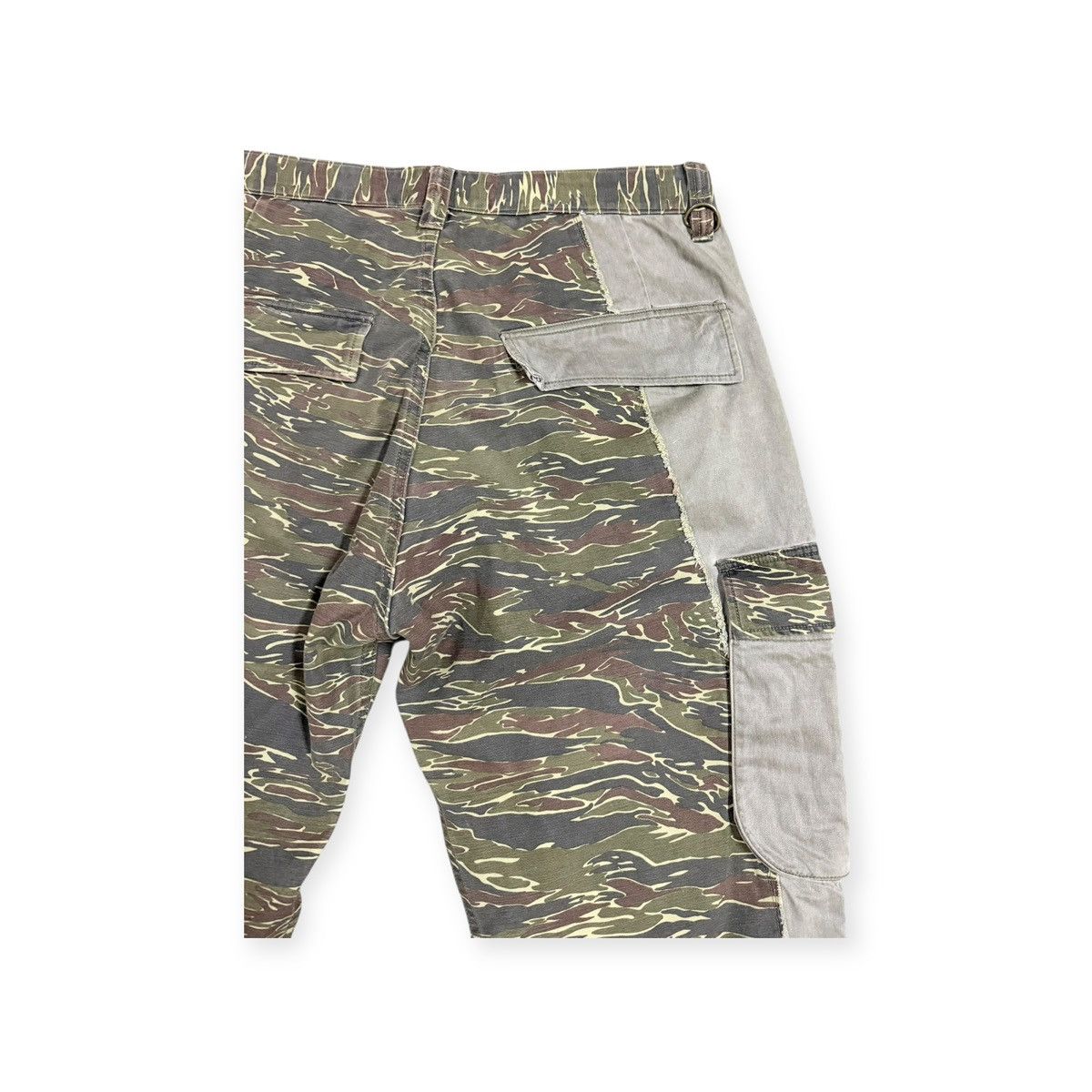 Subware Vtg💥Y2k Montage Mtg Hybrid Tiger Stripe Patchwork Cargo Pant Size US 33 - 15 Thumbnail