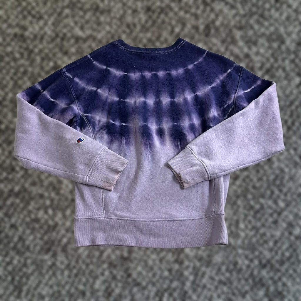 Champion VINTAGE Champion Reverse Weave Sweatshirt Purple Tye Dye Women XS Regular Pullover Crew Neck Reversible Buttoned? Size XS / US 0-2 / IT 36-38 - 1 Thumbnail