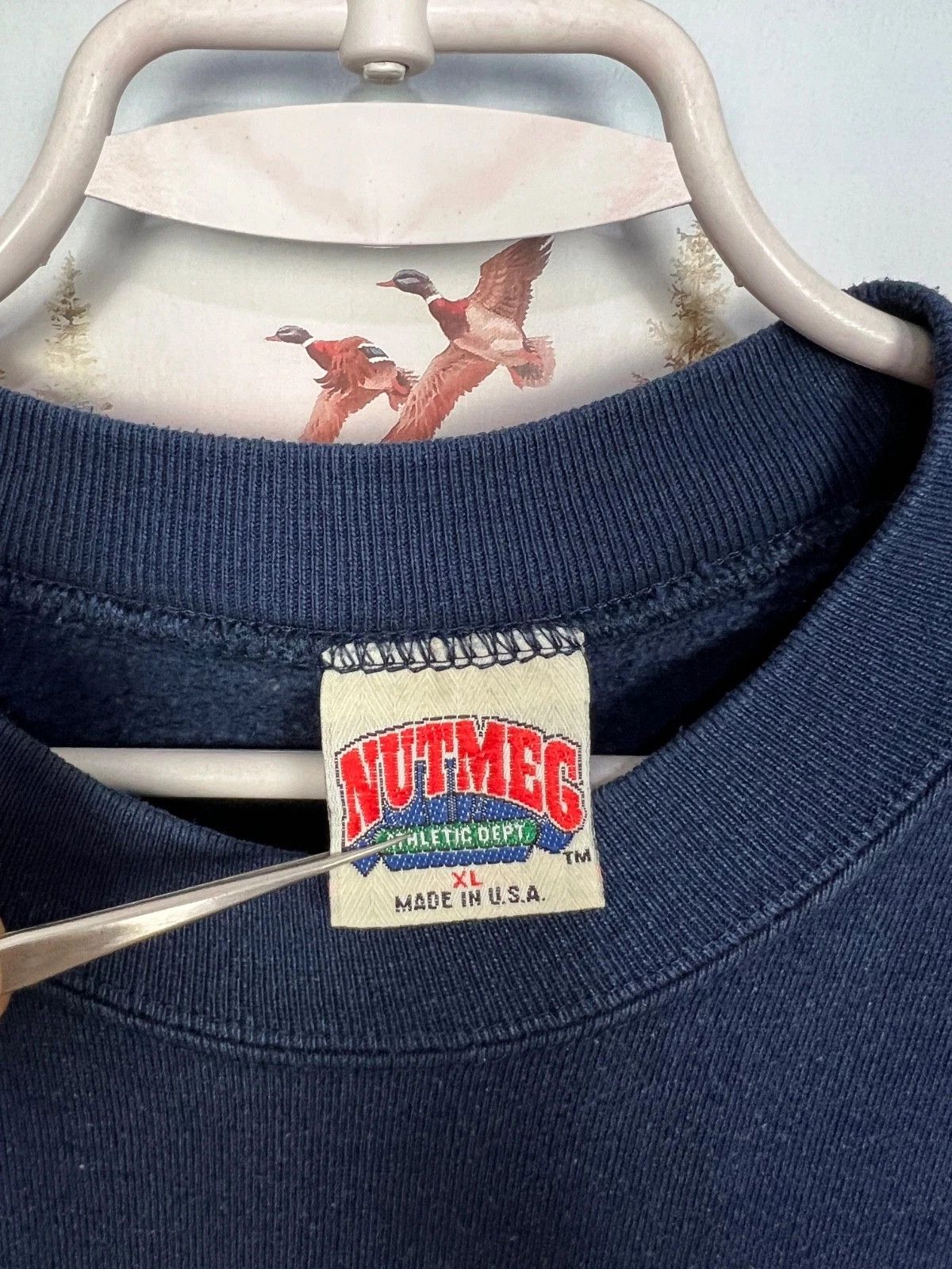 Nutmeg Vintage NFL Nutmeg Chicago Bears Sweatshirt Mens Crewneck Size US XL / EU 56 / 4 - 4 Thumbnail