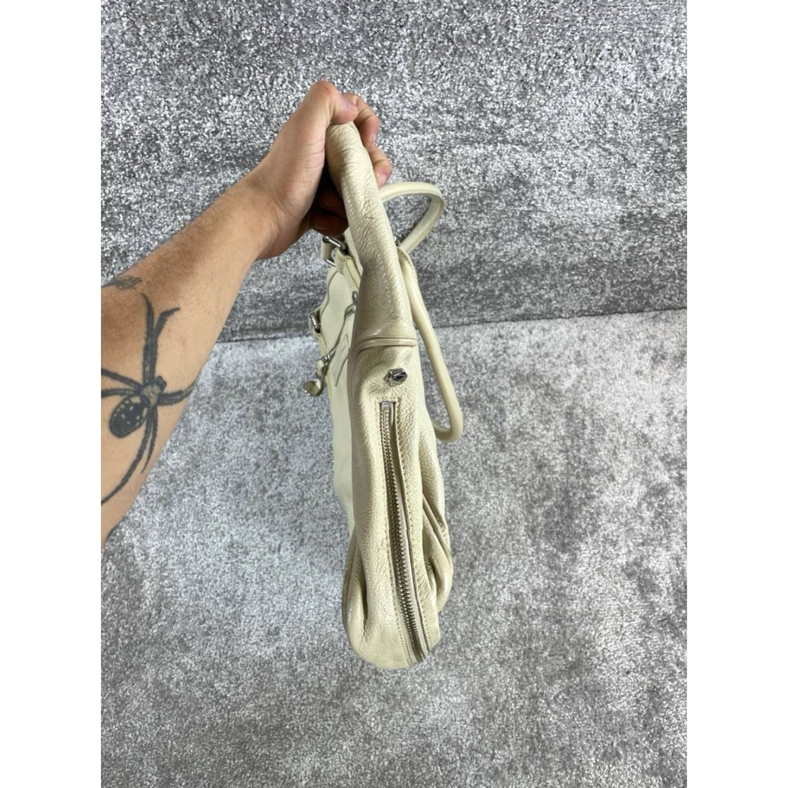 Marc by Marc Jacobs Marc by Marc Jacobs Bags Womens White Leather Outer Zip Pocket Double Handle Size ONE SIZE - 2 Thumbnail