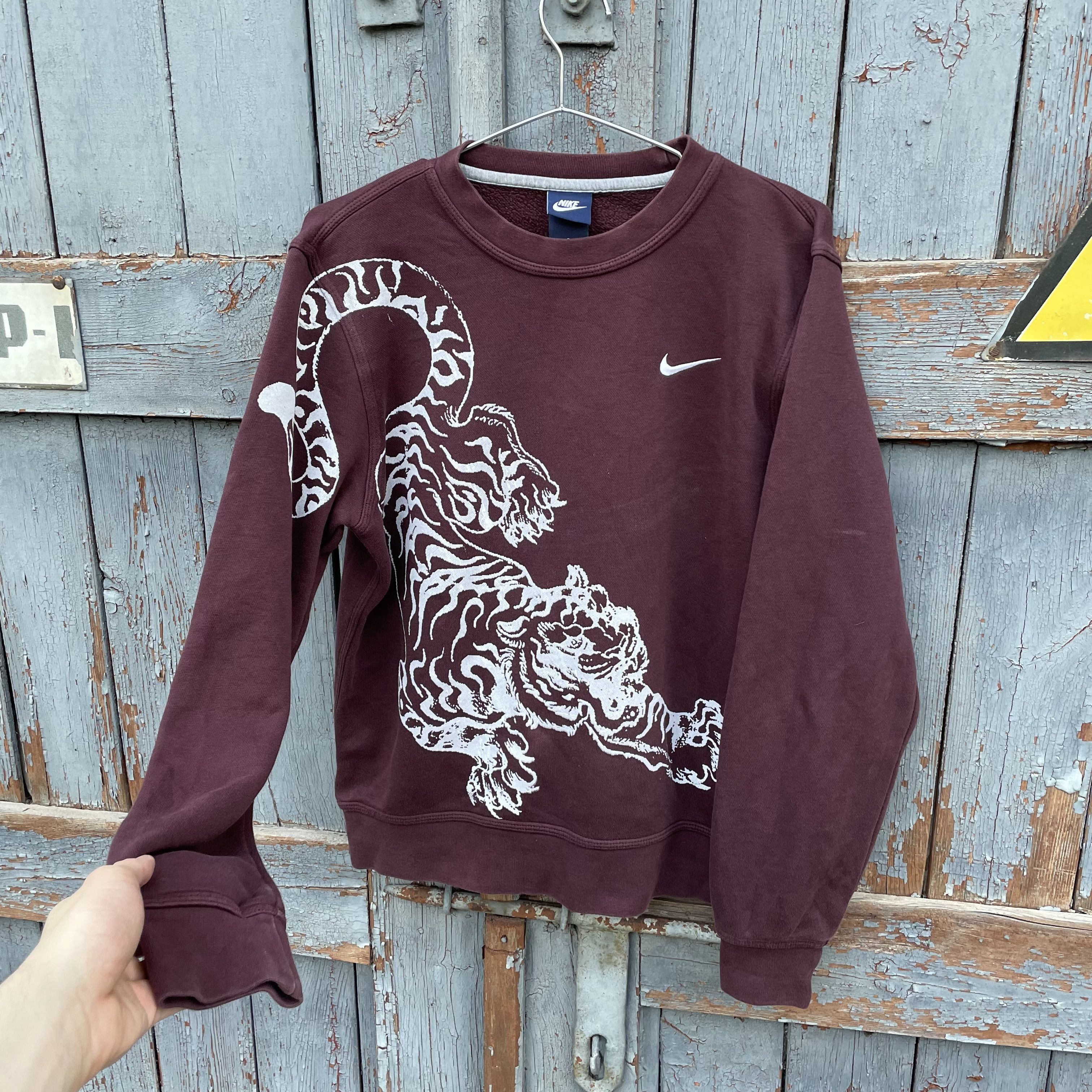 Nike × Vintage Nike Custom Sweatshirt crew neck Tiger Animal opium y2k Size US S / EU 44-46 / 1 - 12 Thumbnail