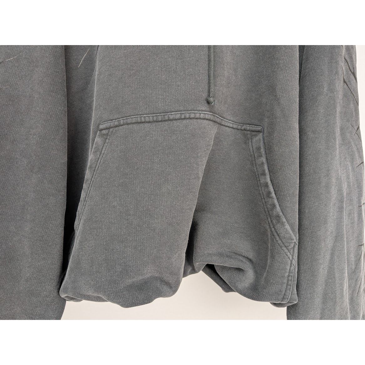 Vetements o1rshd1 Unisex Hoodie in Black Size US L / EU 52-54 / 3 - 6 Thumbnail