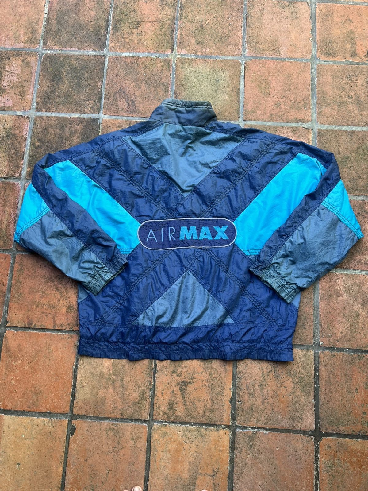 Nike Vintage Jacket Nike Air Max Big Logo Size US XL / EU 56 / 4 - 4 Thumbnail