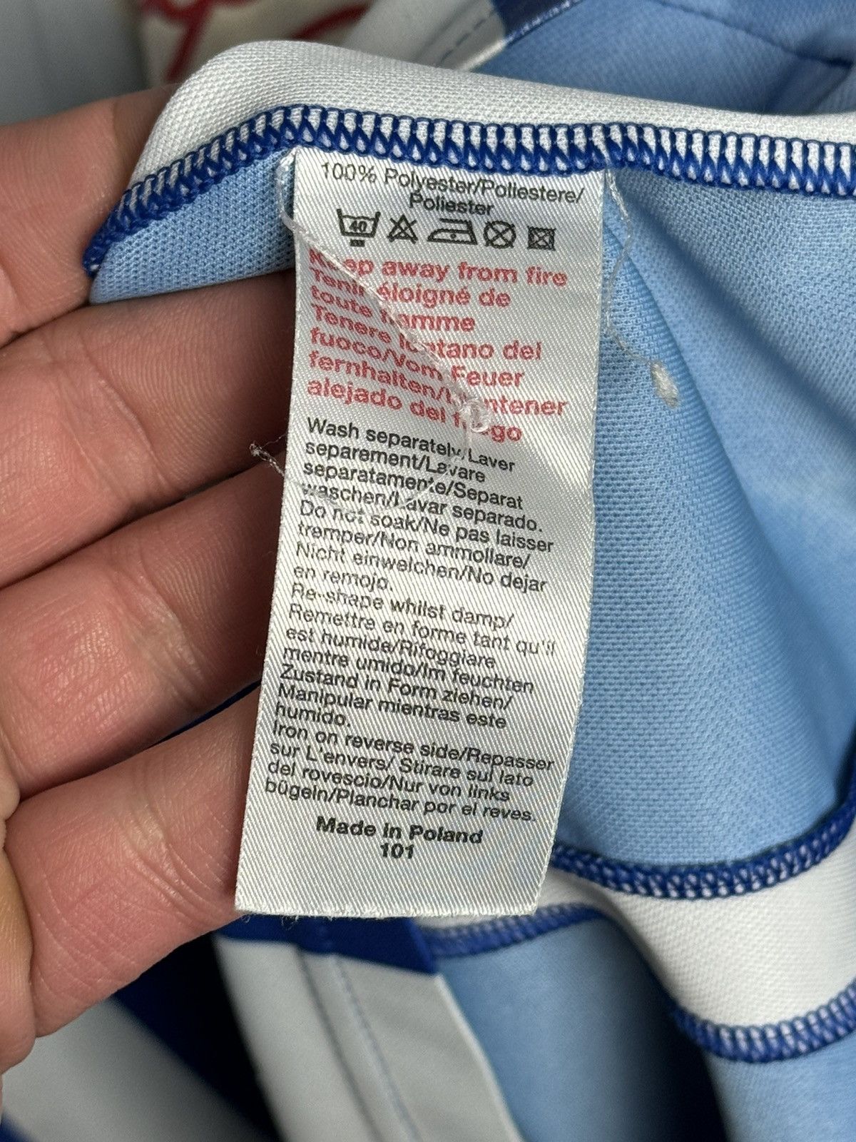 Diadora Sheffield Wednesday 03/05 Home Football Jersey Size US M / EU 48-50 / 2 - 21 Thumbnail