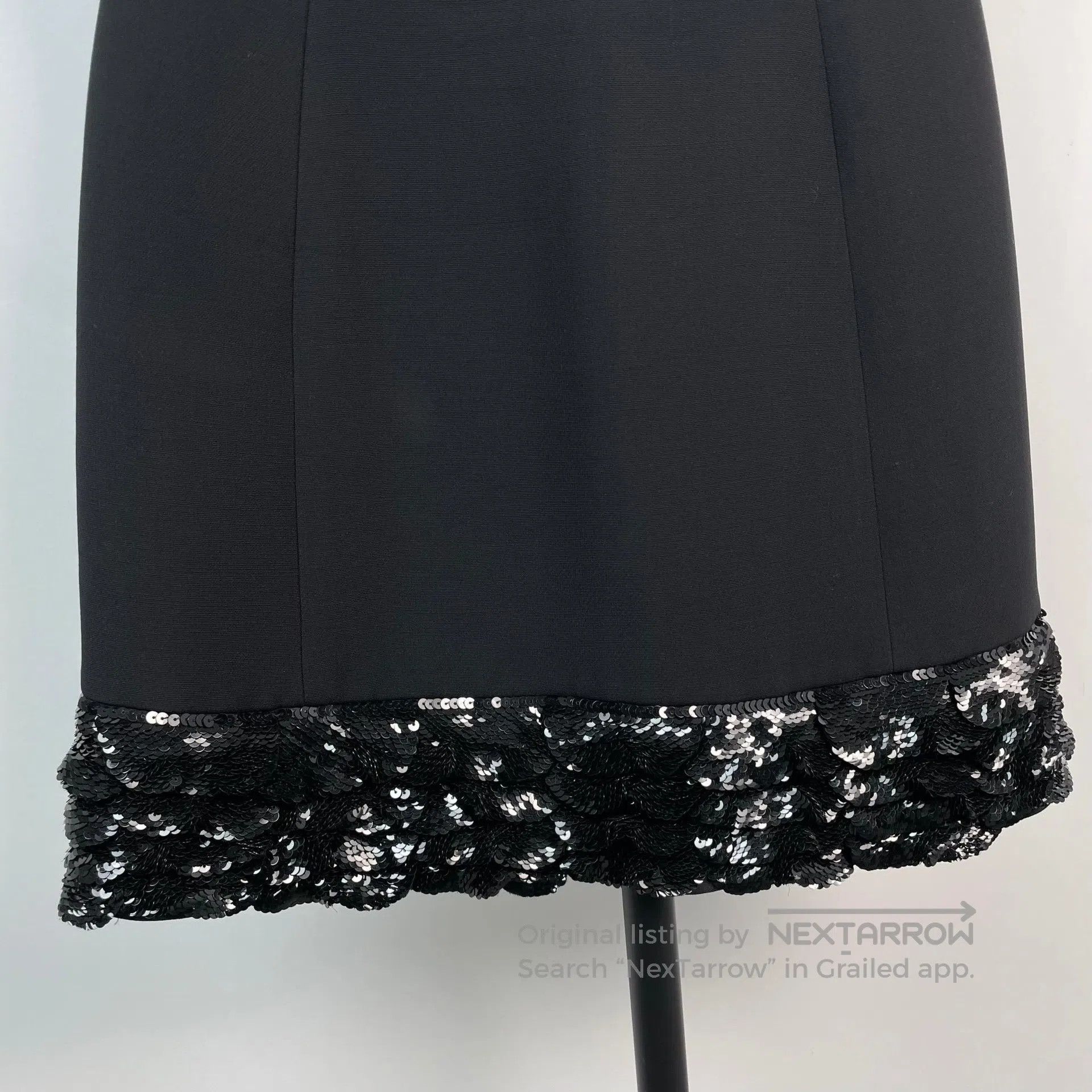 Dior Dior Black Heavy Skirt with Beaded and Sequined Decoration Size XXS / US 00 / IT 34 - 2 Thumbnail