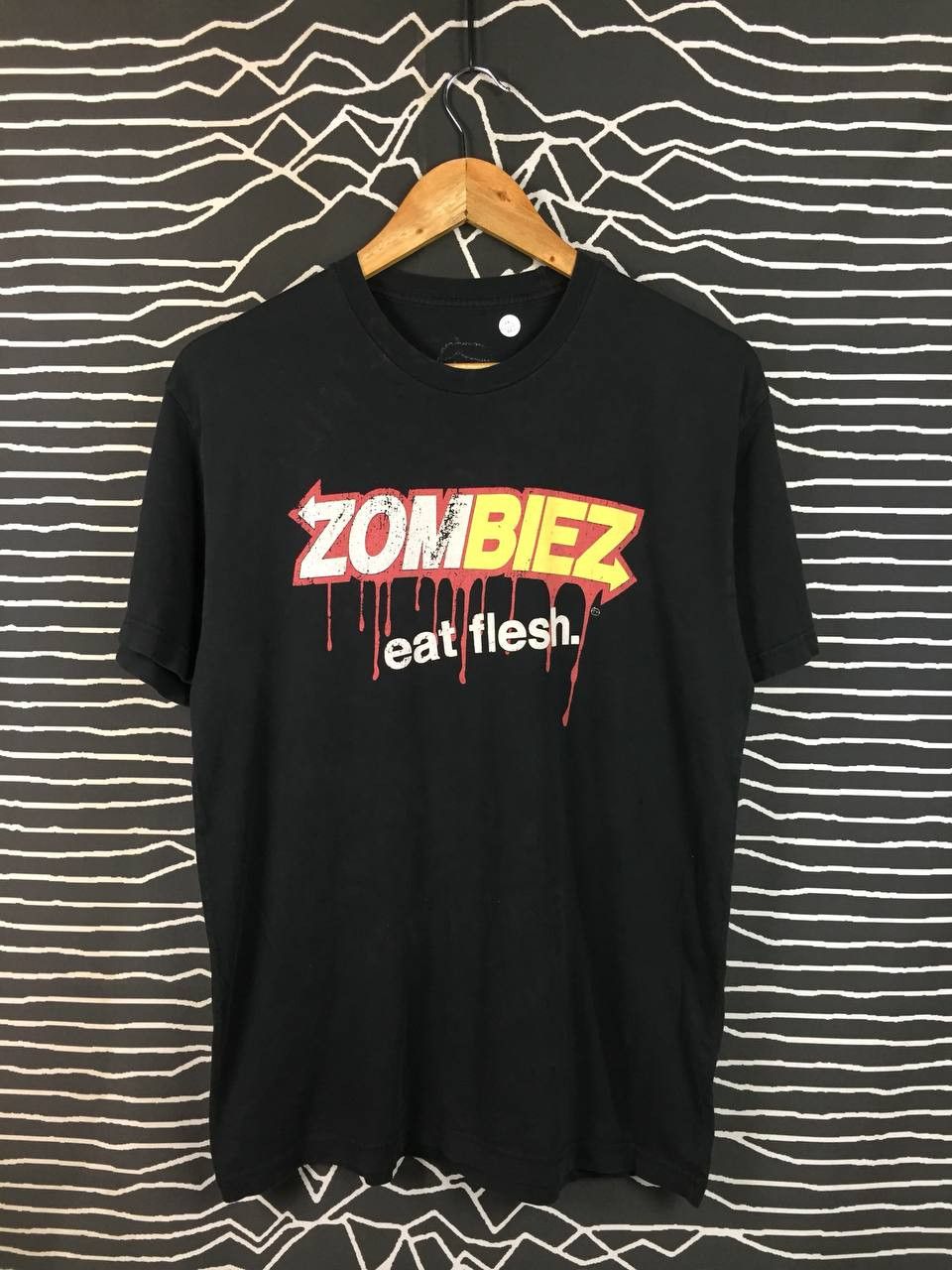 Vintage Goodie Two Sleeves Zombiez Eat Flesh Subway Parody Tee Size US M / EU 48-50 / 2 - 1 Thumbnail