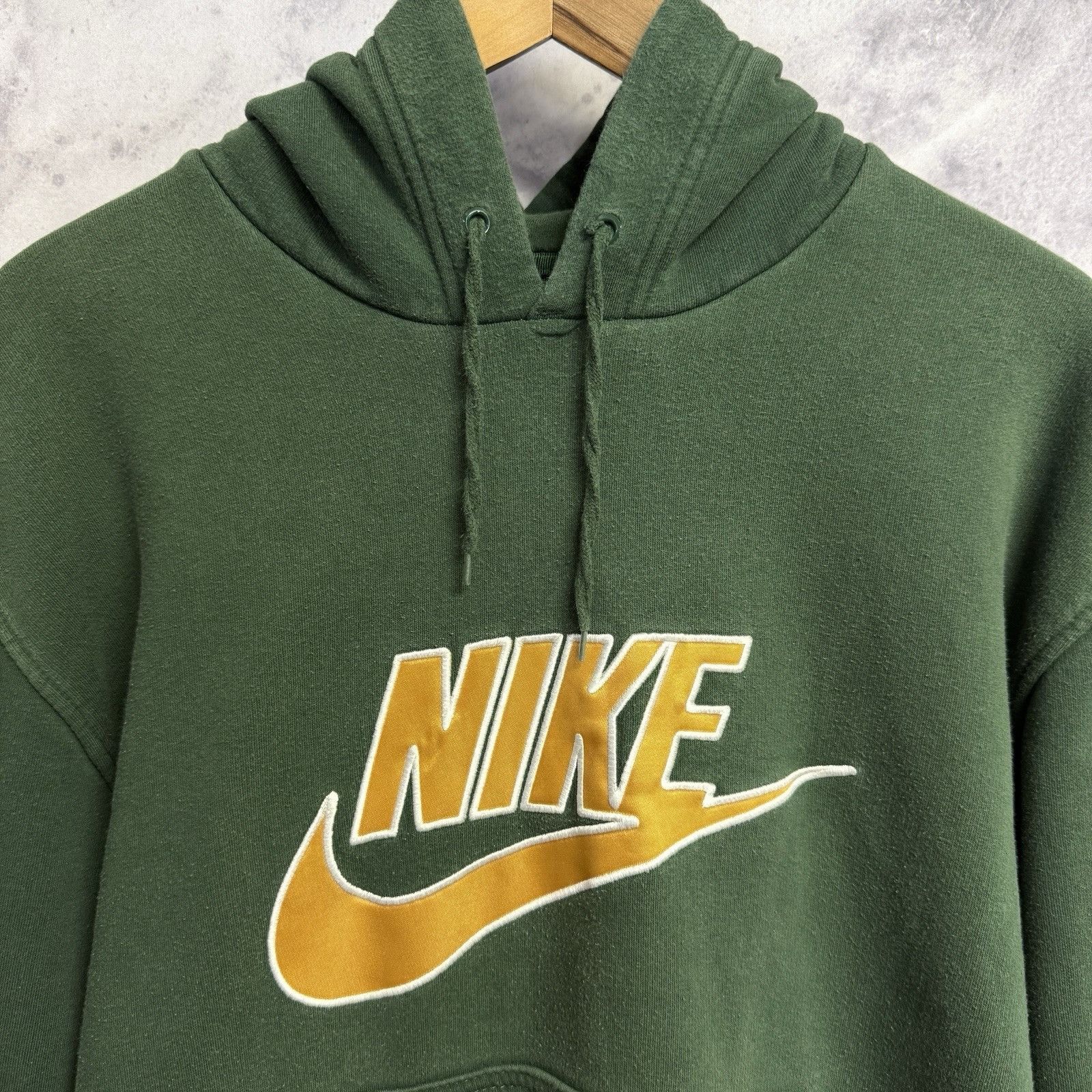 Nike Vintage Y2K Nike Embroidered Logo Hoodie Pullover Mens Large Size US L / EU 52-54 / 3 - 1 Thumbnail