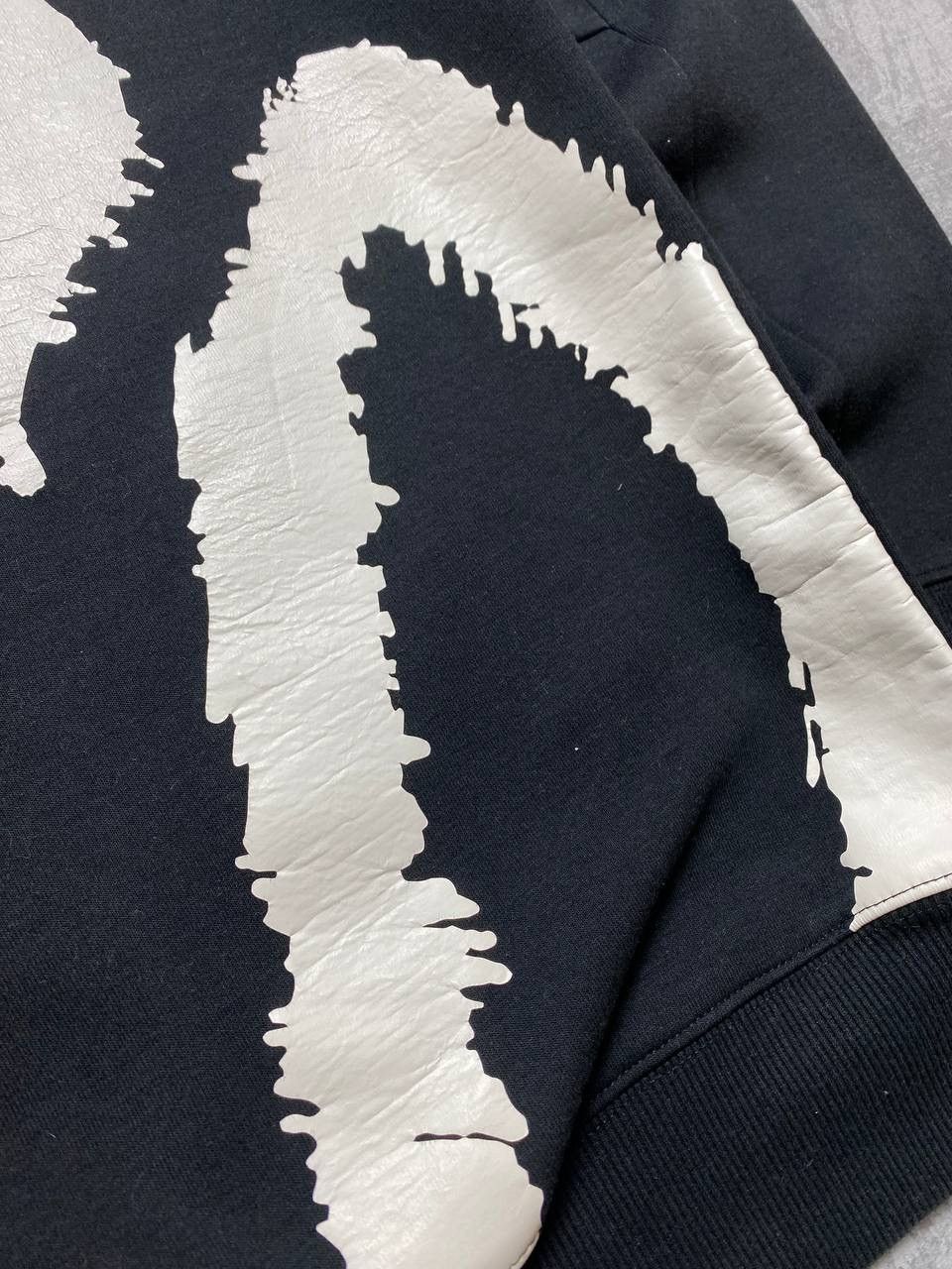 XO H&M x The Weeknd XO Big Logo Crewneck Sweatshirt Size US S / EU 44-46 / 1 - 16 Thumbnail